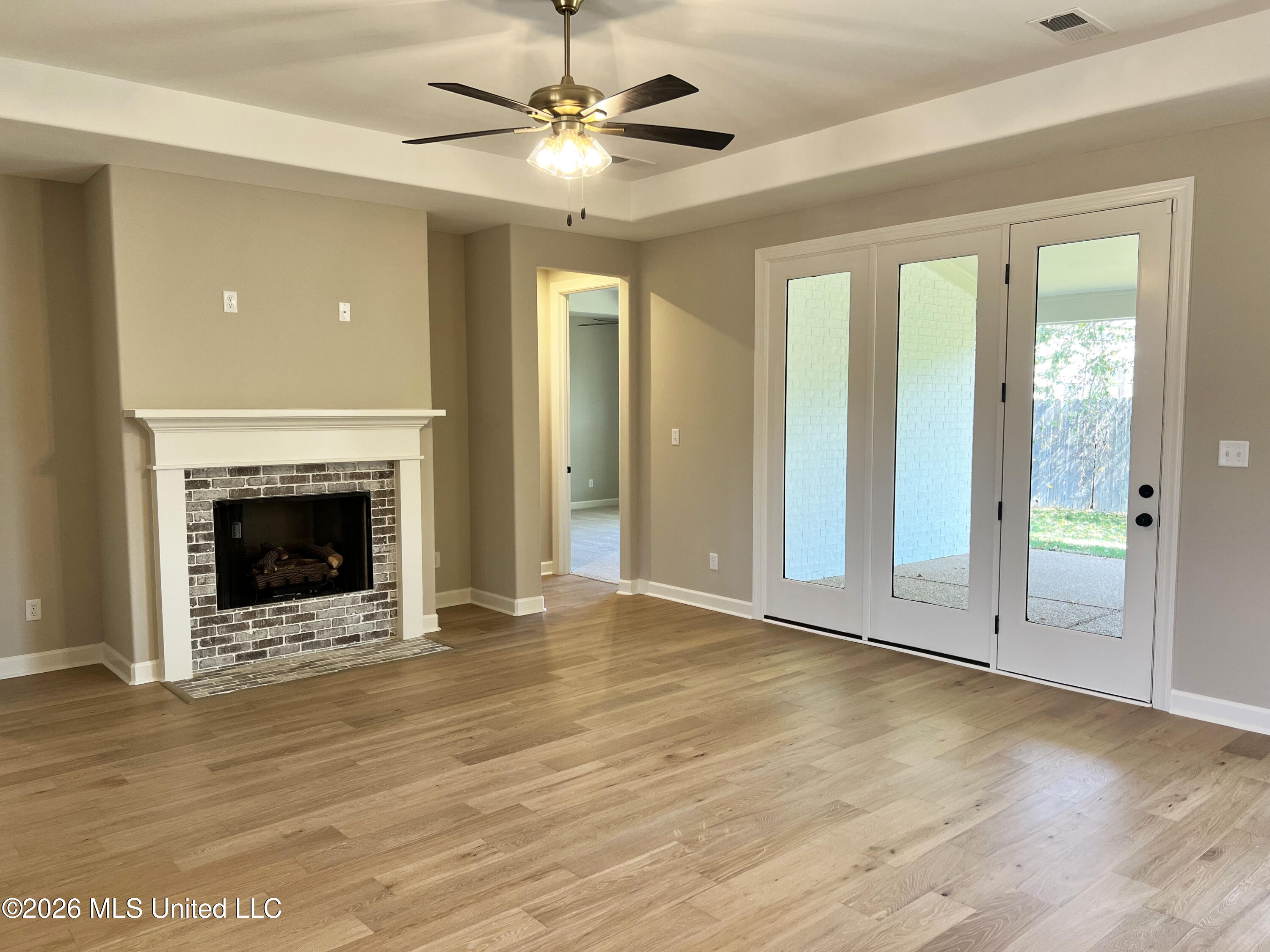 8058 Old Addison Drive Property Photo 6