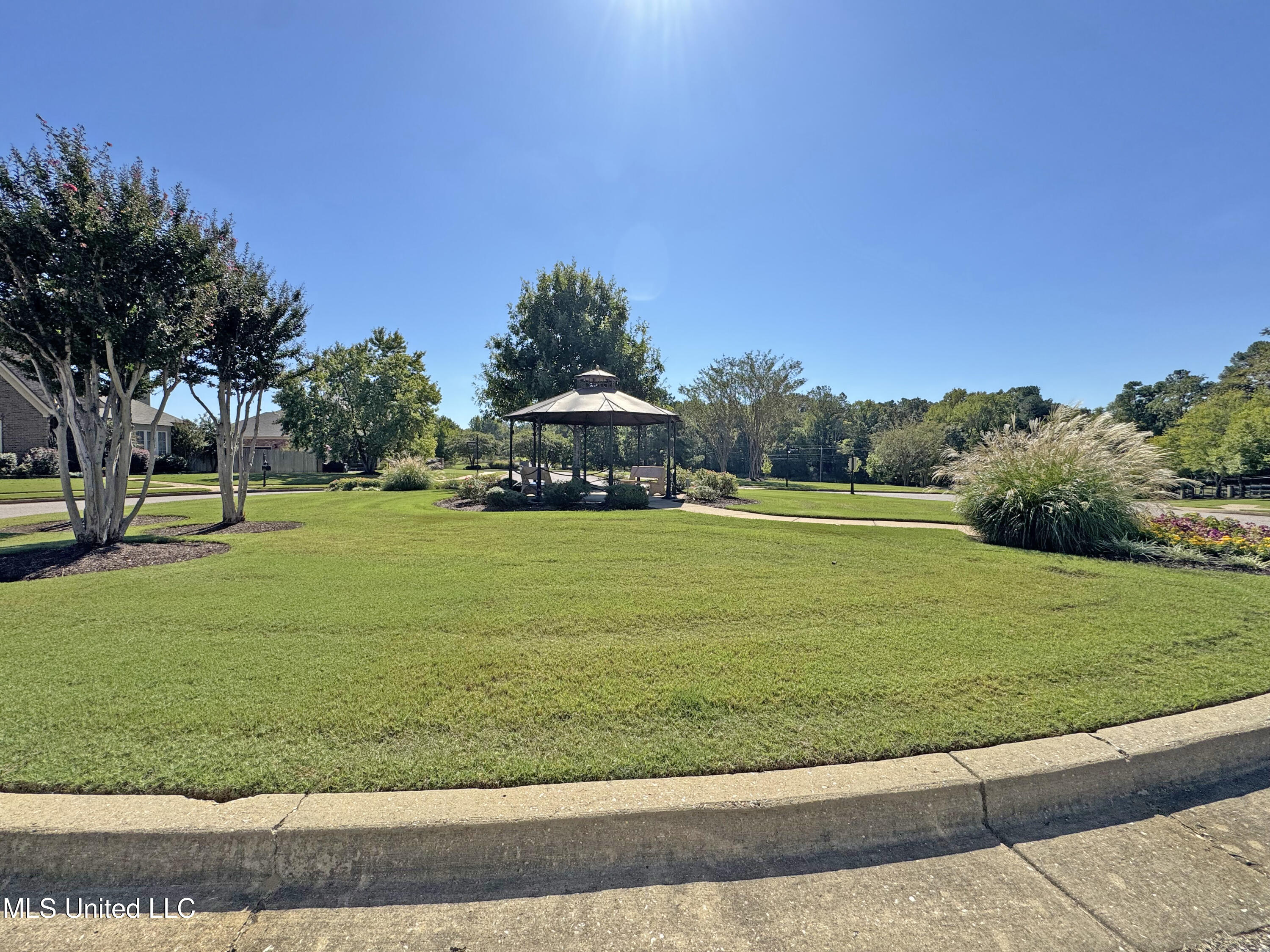 8058 Old Addison Drive Property Photo 20