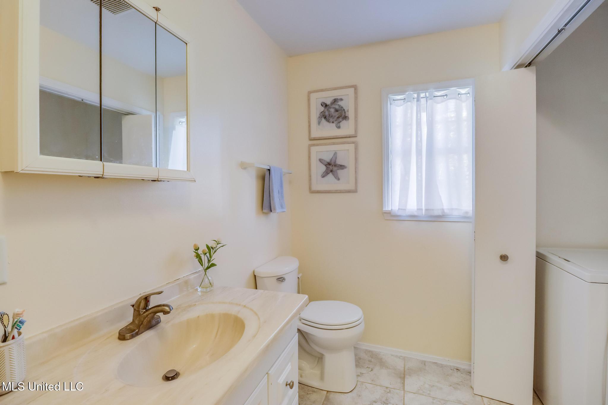 814 Camellia Drive Property Photo 17