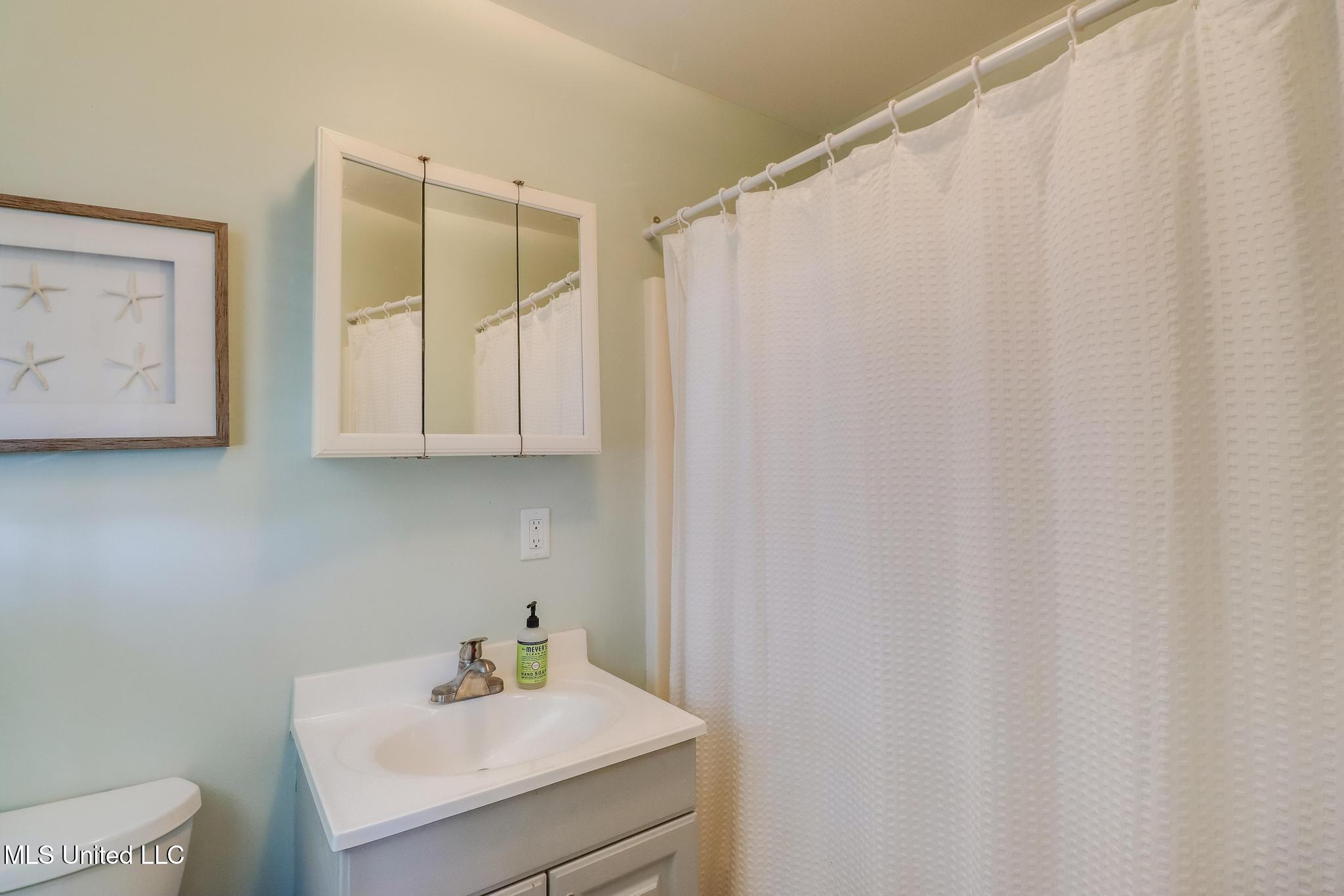 814 Camellia Drive Property Photo 23