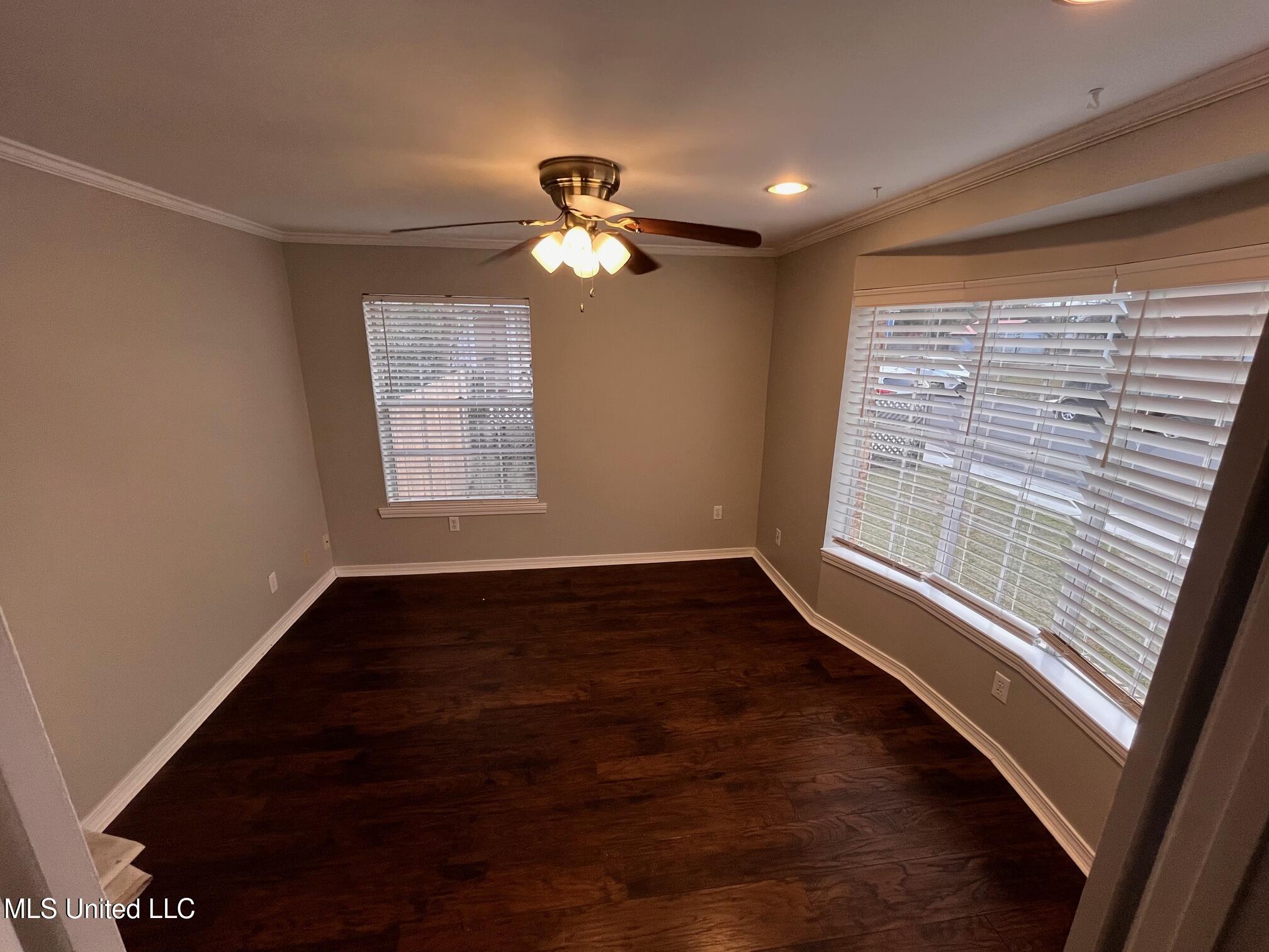 172 Claiborne Street Property Photo 4