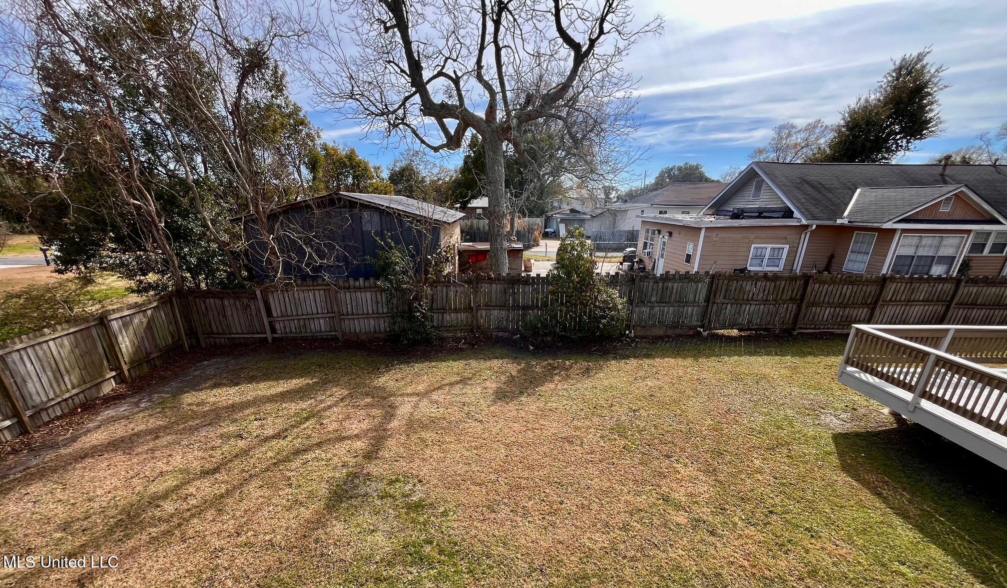 172 Claiborne Street Property Photo 28