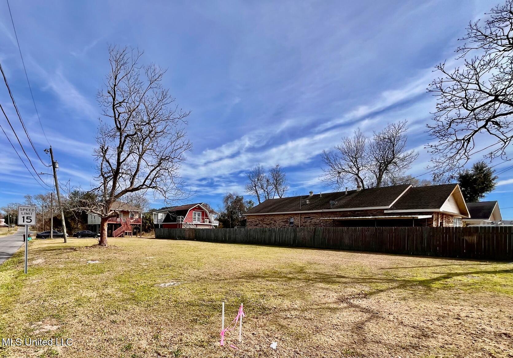 172 Claiborne Street Property Photo 29