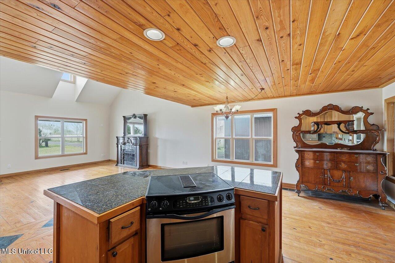 106 Rebel Grove Drive Property Photo 16