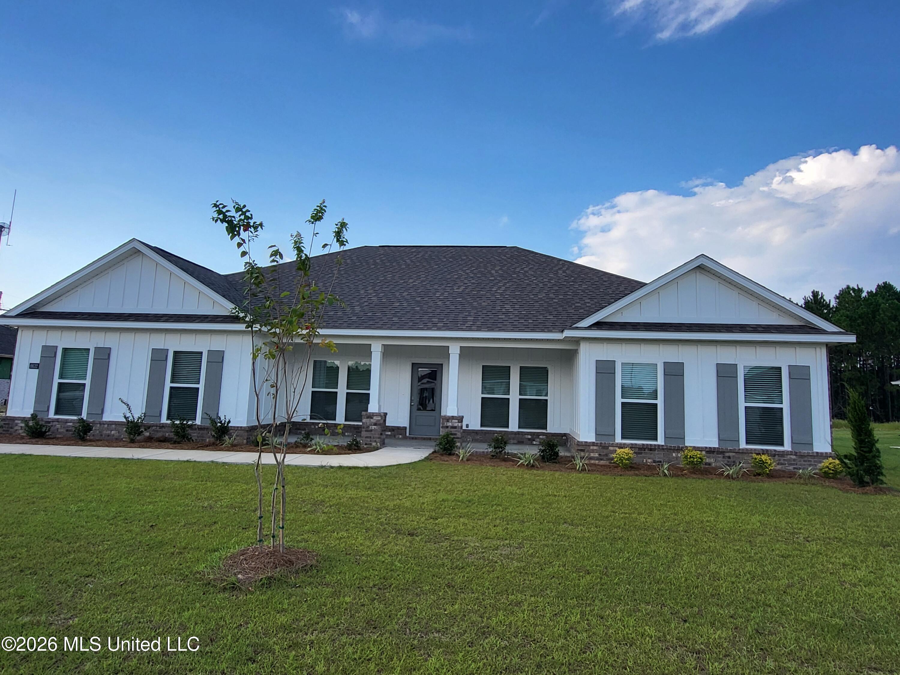 6632 Palm Pointe Drive Property Photo 1