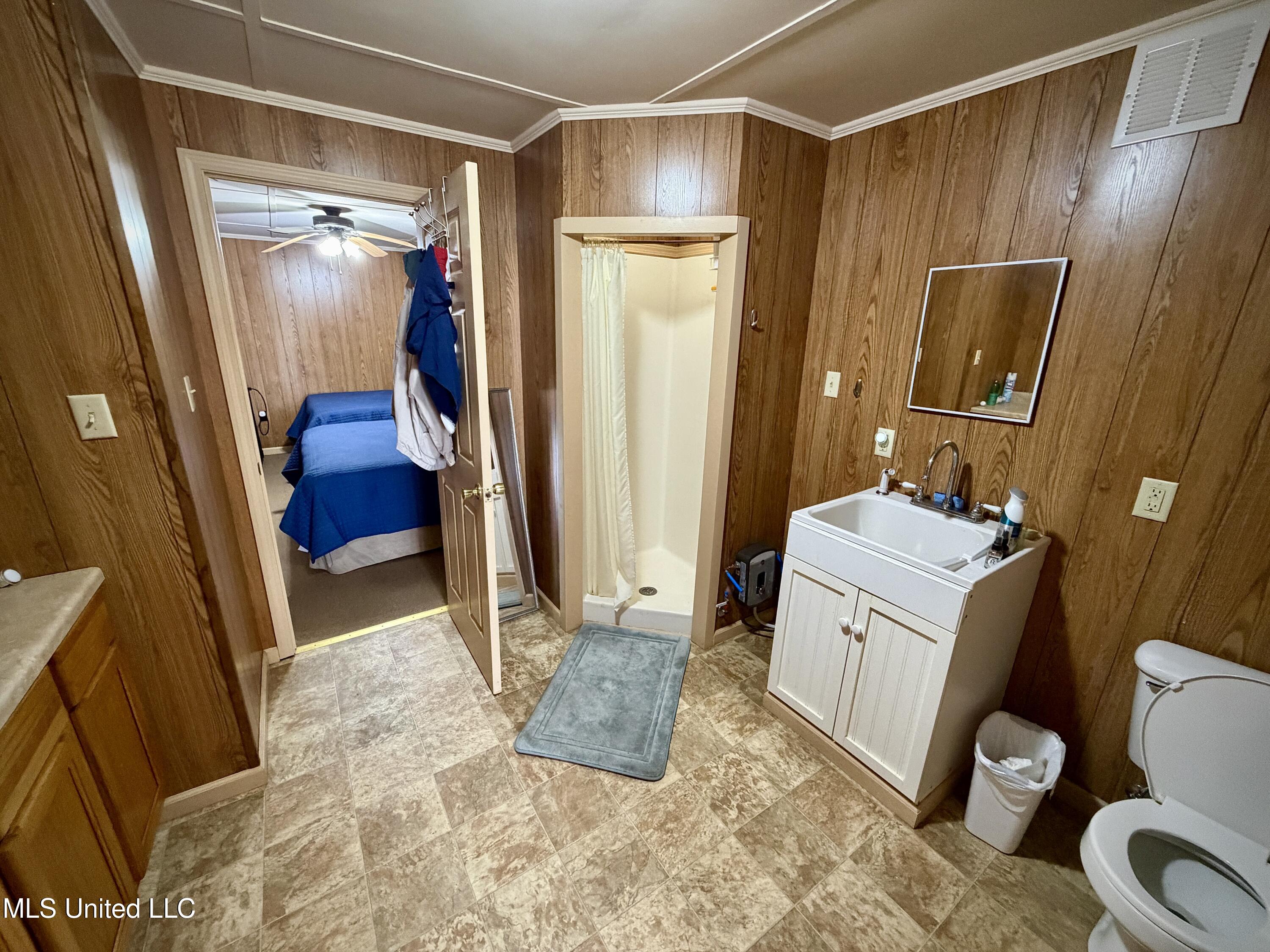 2927 Highway 569 Property Photo 15