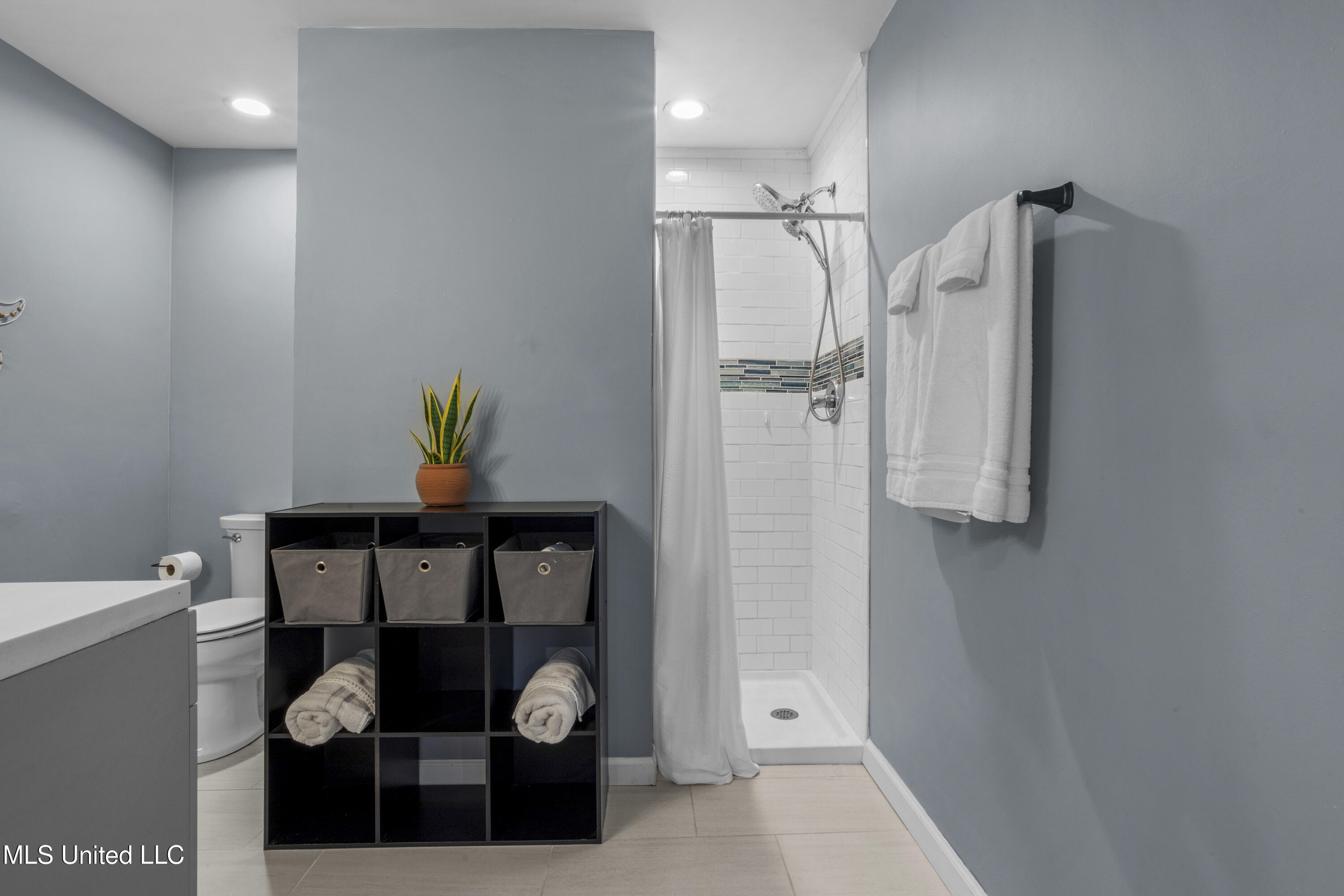 10 Wenmar Avenue Property Photo 28