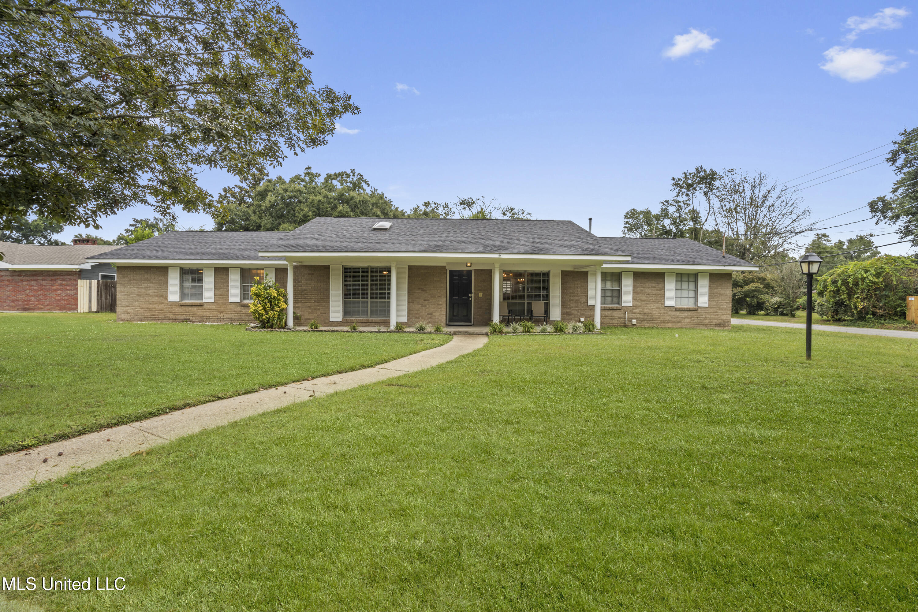 10 Wenmar Avenue Property Photo 48