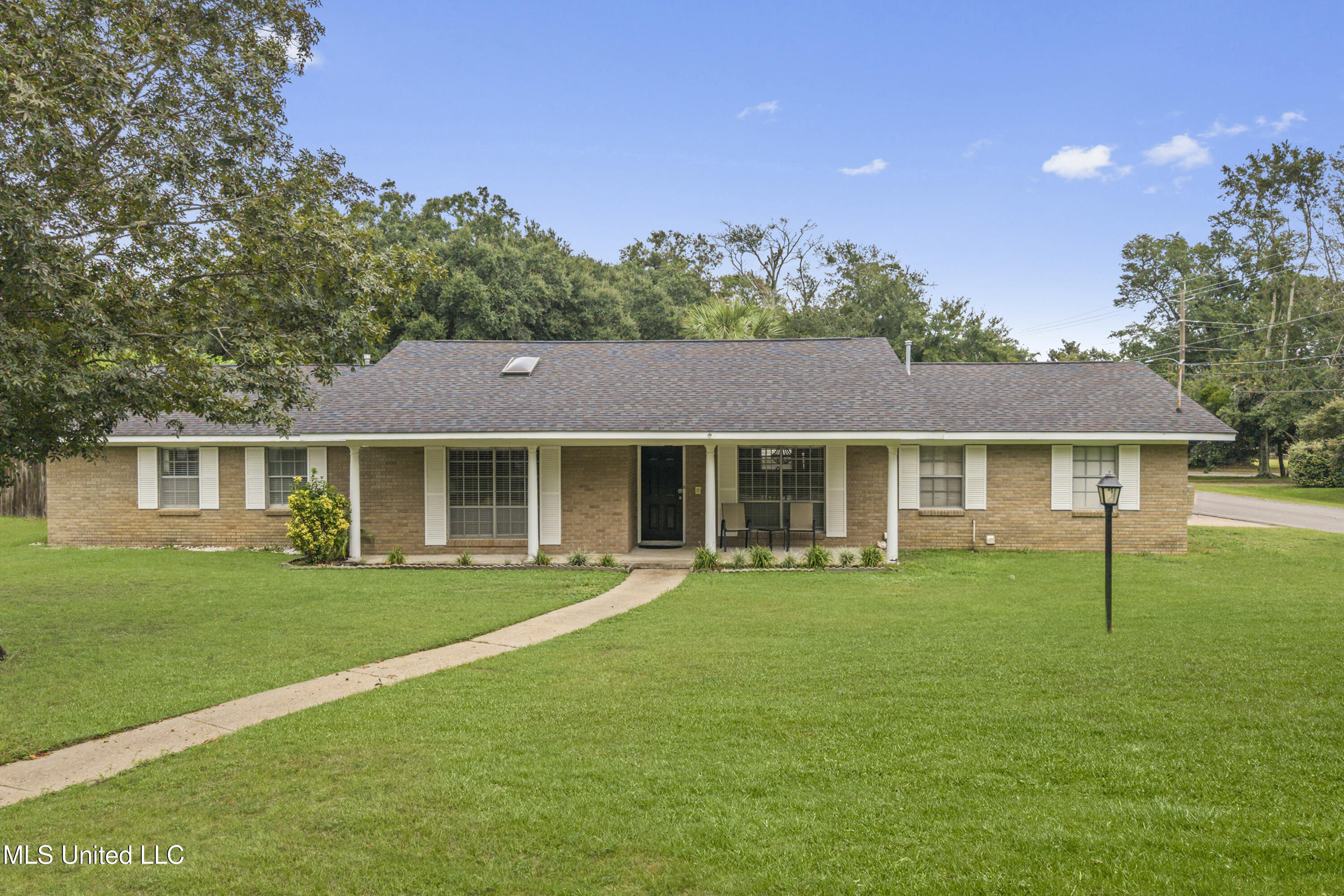 10 Wenmar Avenue Property Photo 49