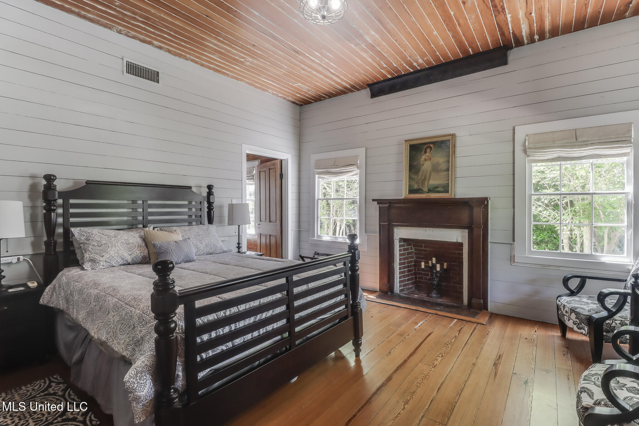 13160 Old Woolmarket Road Property Photo 12