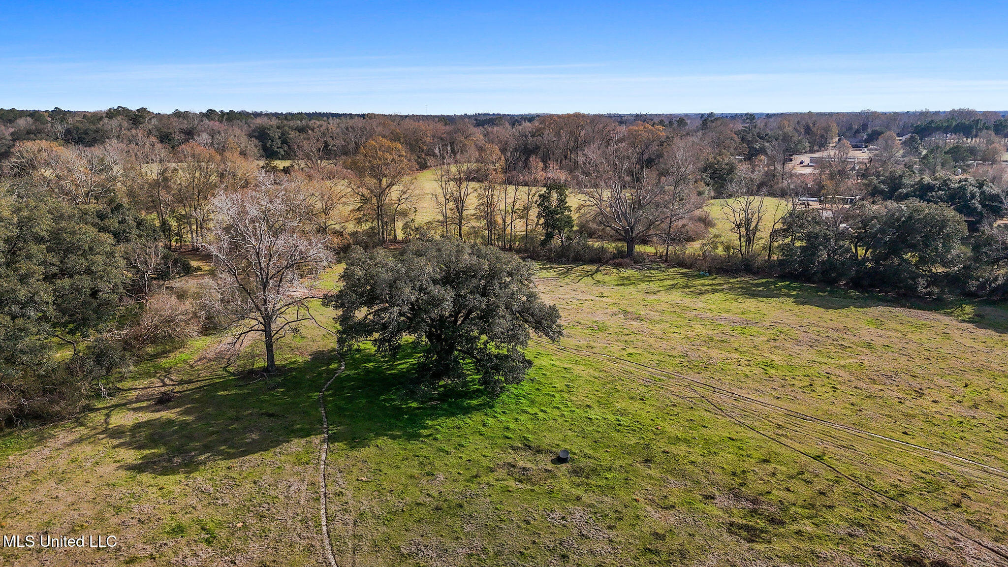 255 J P Thomas Road Property Photo 20