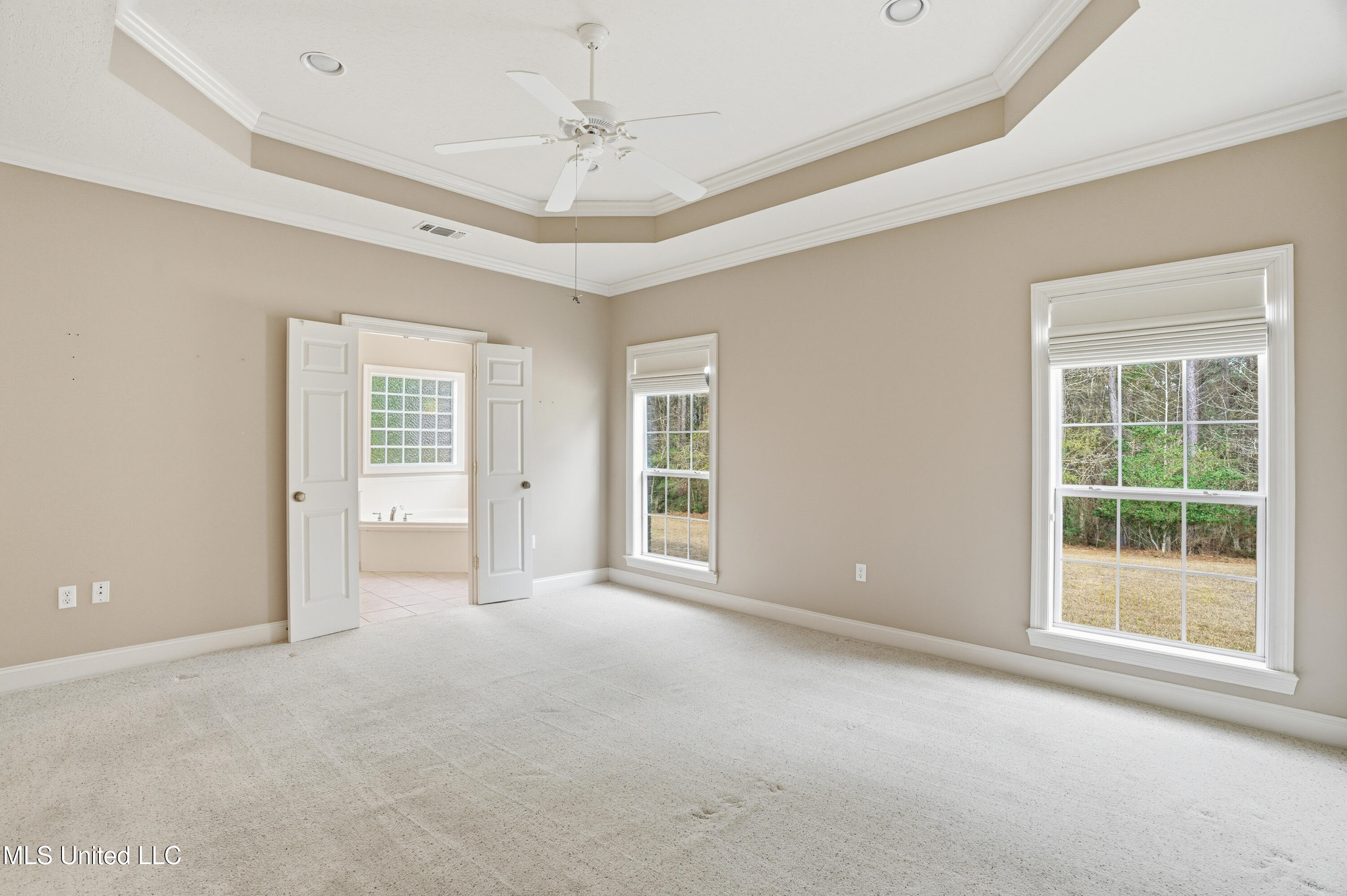 212 Whistlers Way Property Photo 11