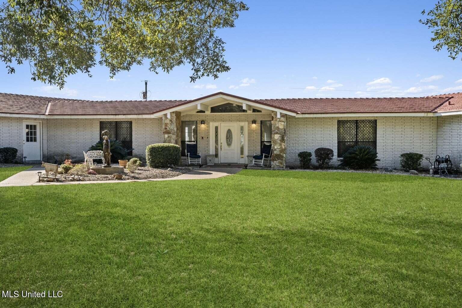 113 Lucas Road Property Photo 4