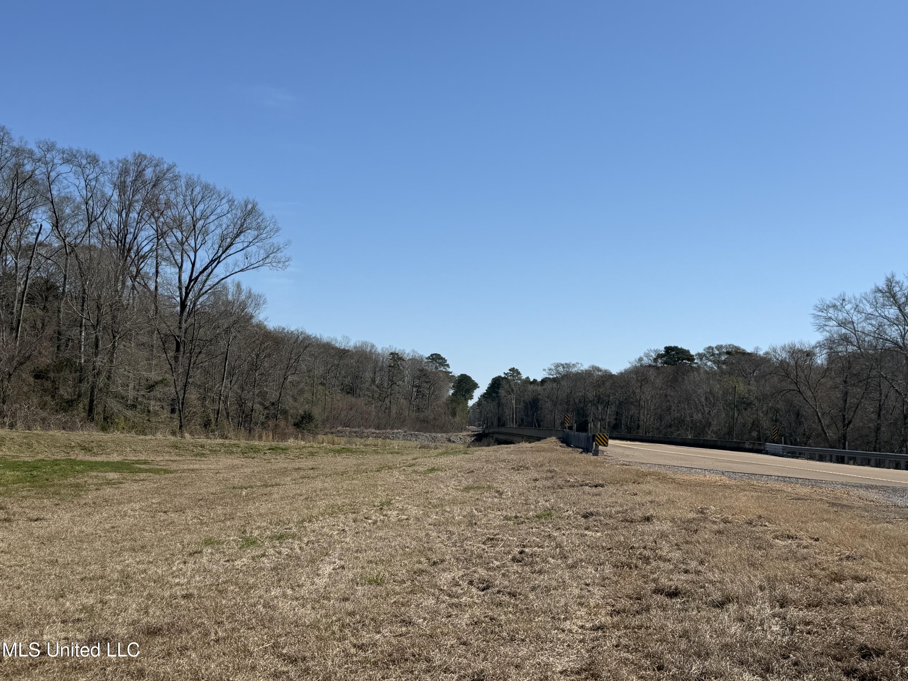 Ms-16 Property Photo 3