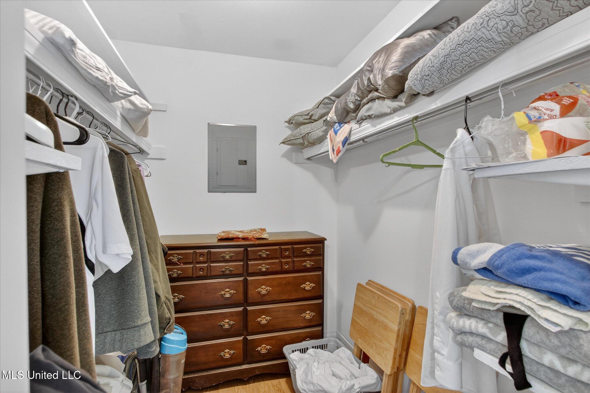 223 Highpoint Drive Property Photo 11