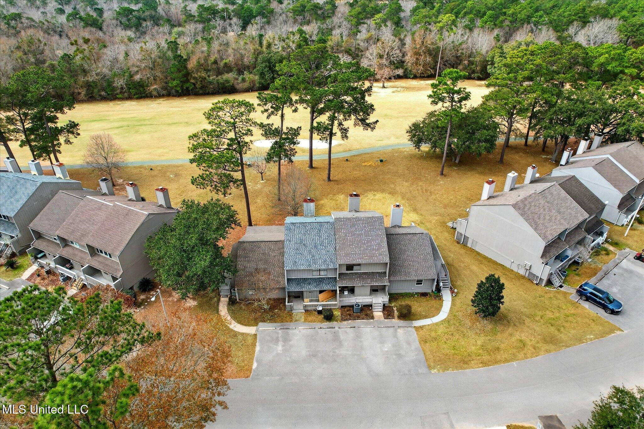 223 Highpoint Drive Property Photo 20