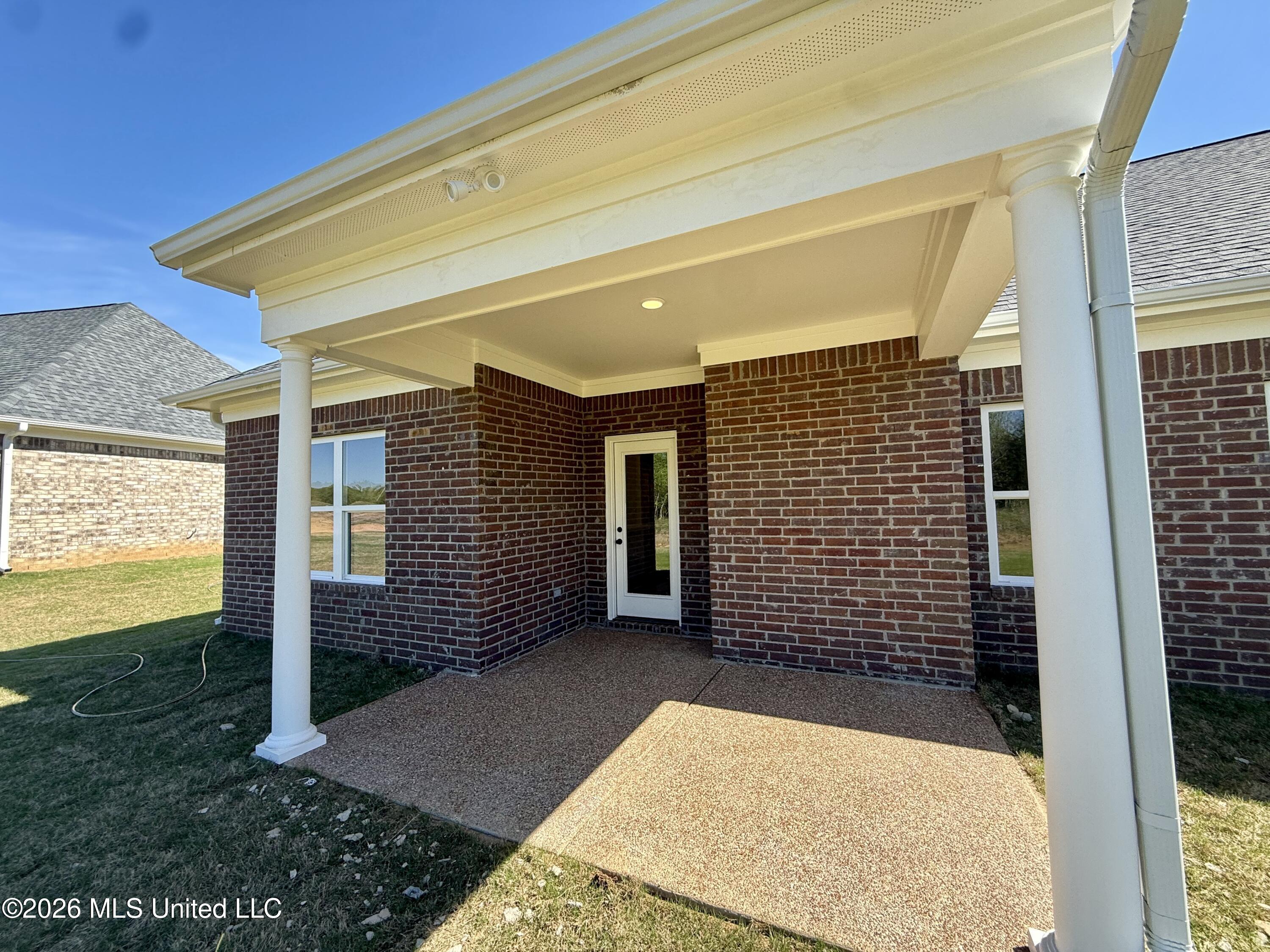 1070 Great Glen Drive Property Photo 11