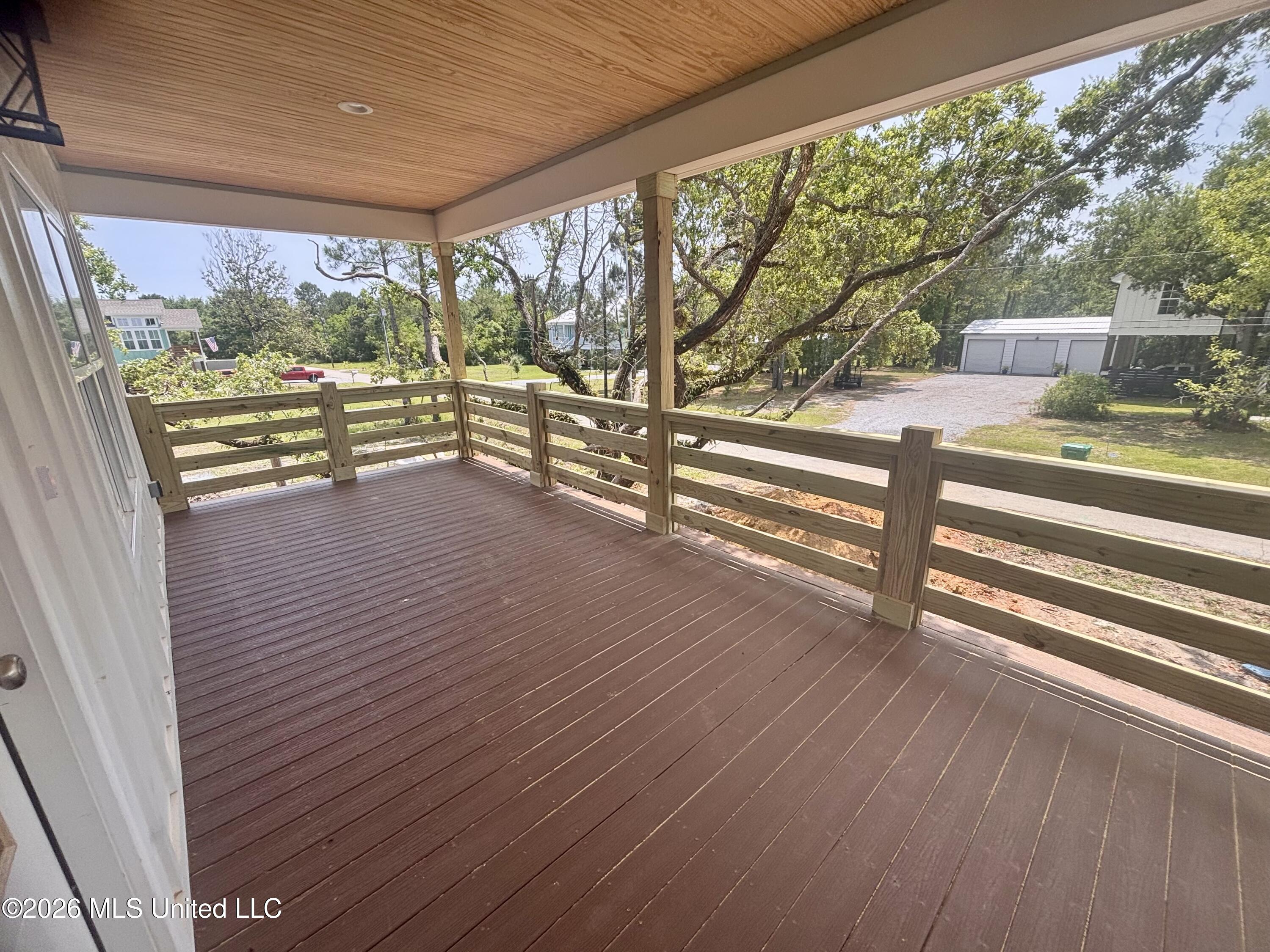 318 Hillcrest Street Property Photo 43