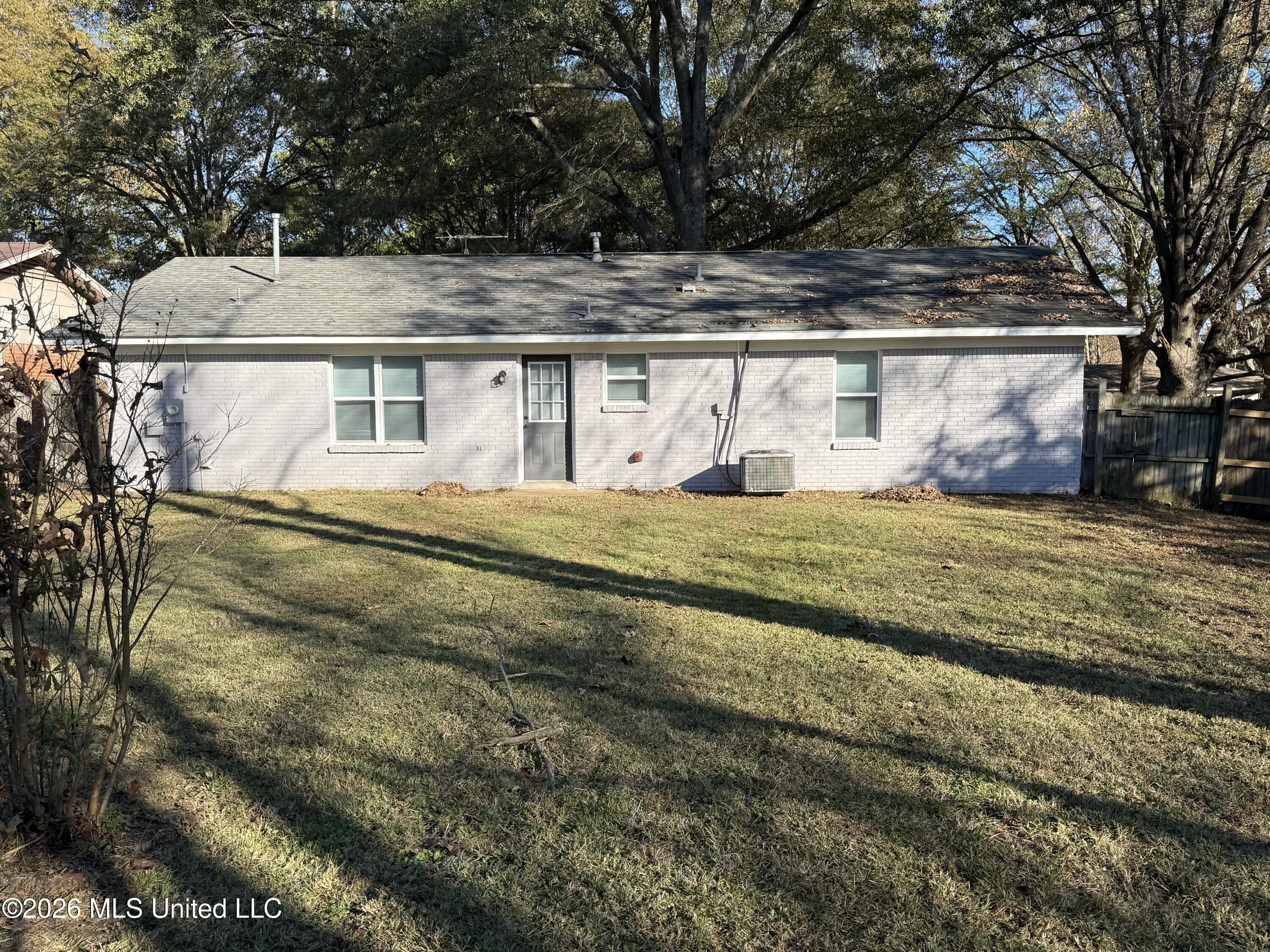 5813 Laurie Drive Property Photo 18