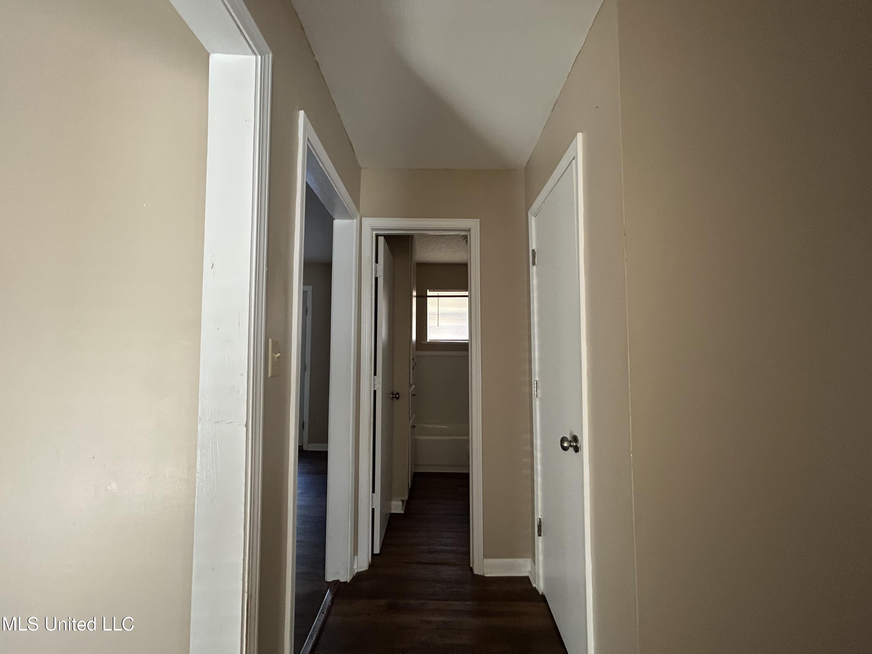 759 Shuqualak Road Property Photo 8