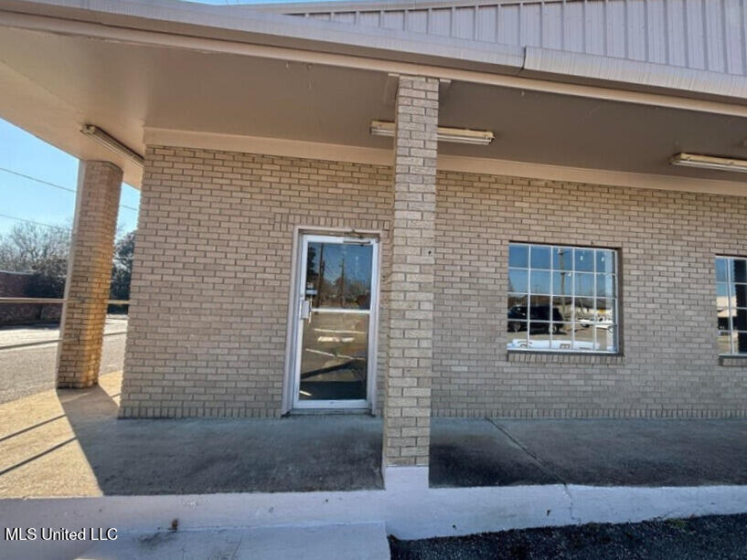 120 2nd Street Property Photo 1