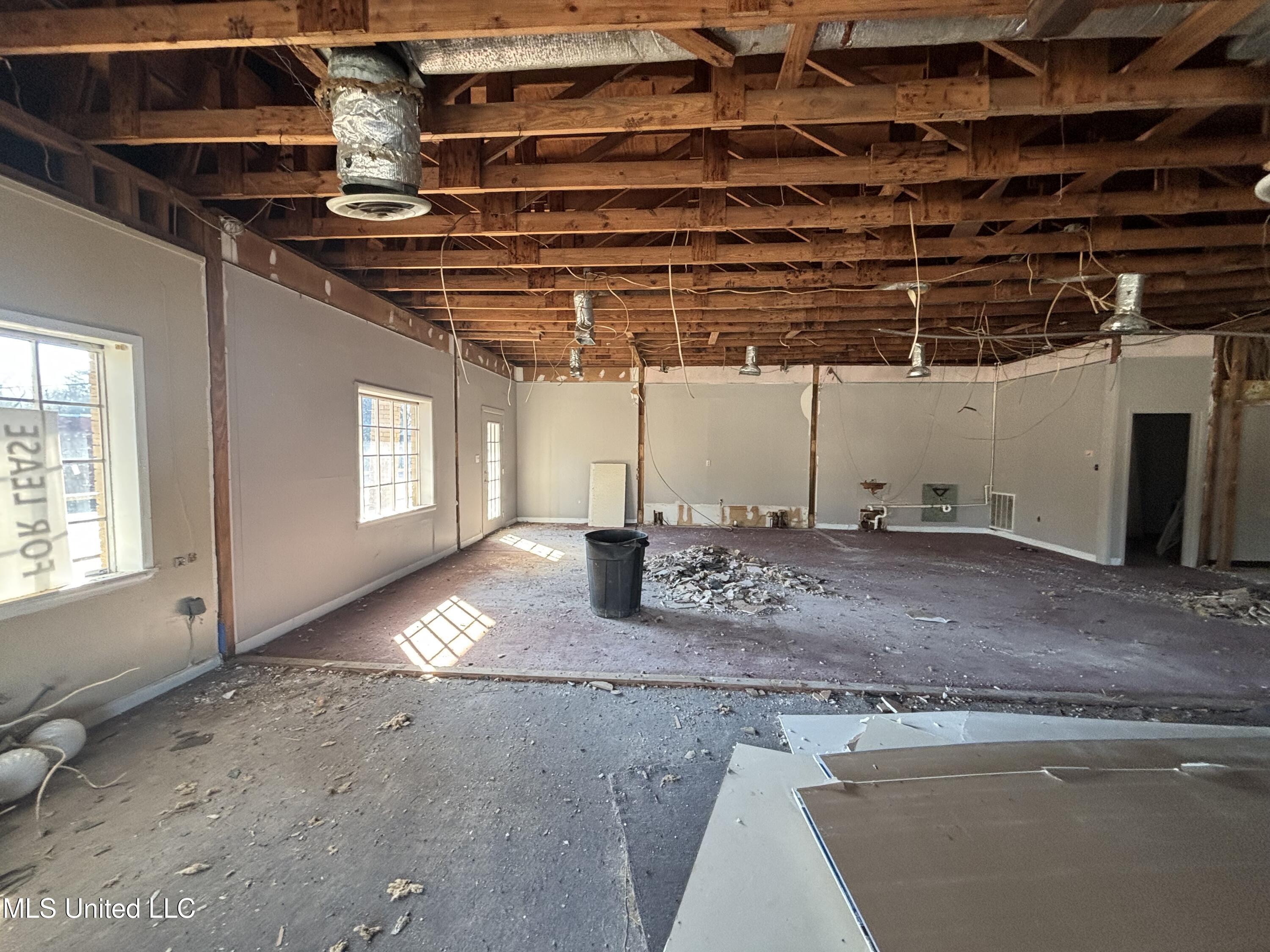 120 2nd Street Property Photo 5