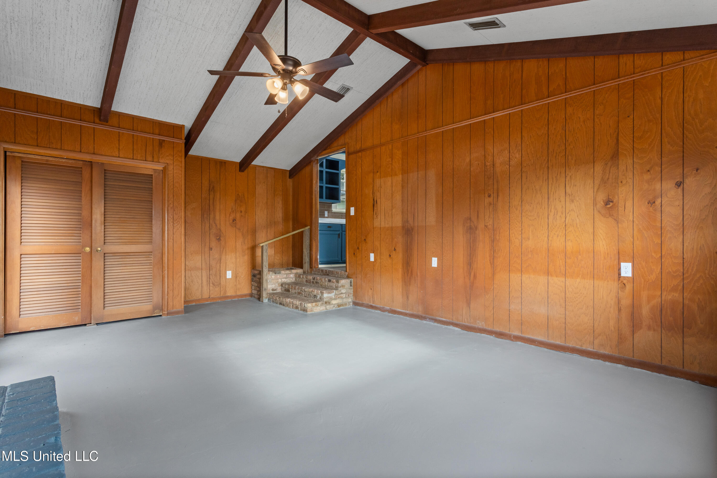 4418 Welch Avenue Property Photo 20