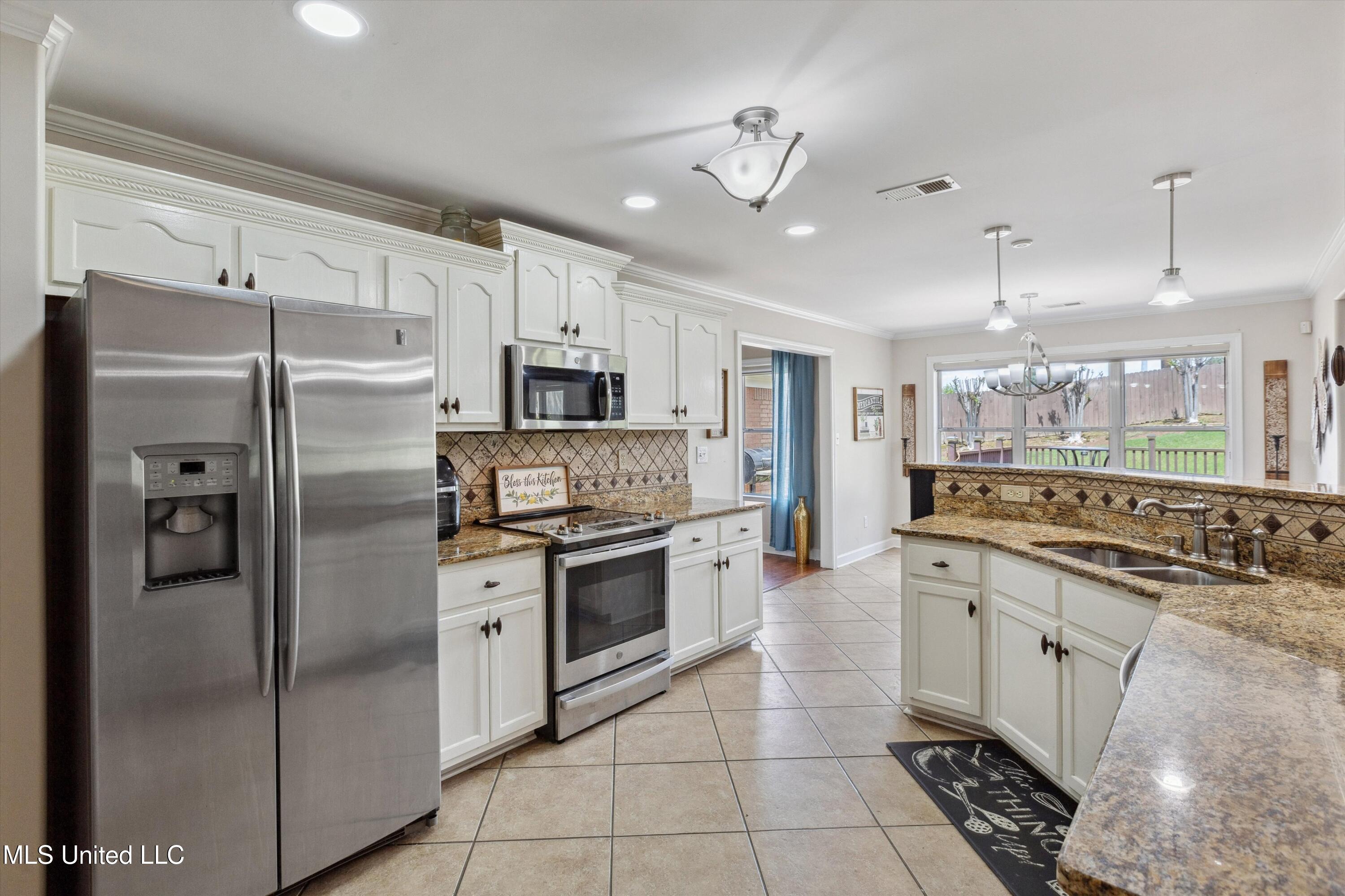 2196 Little Elk Cove Property Photo 8