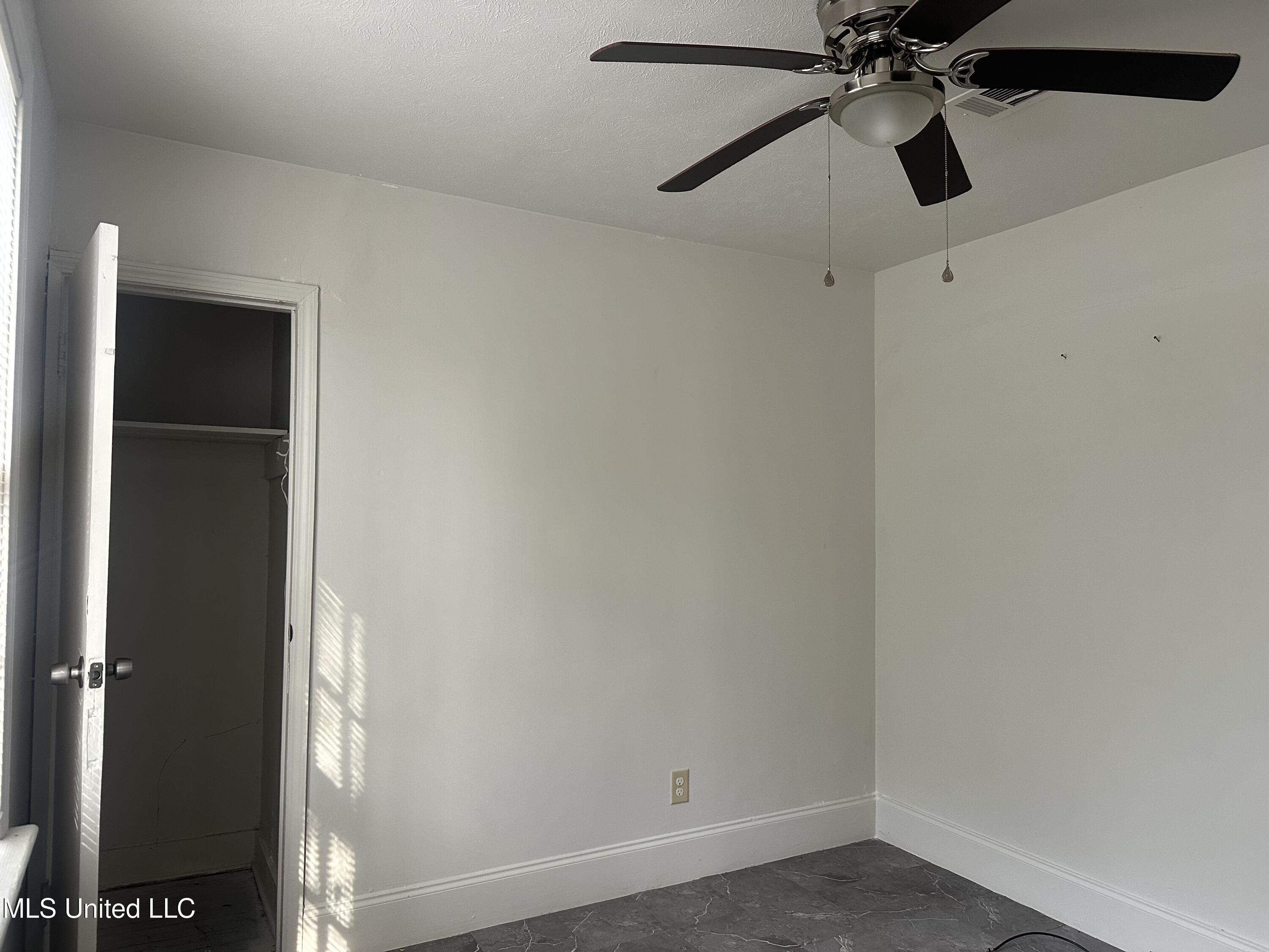4413 Dixie Drive Property Photo 21