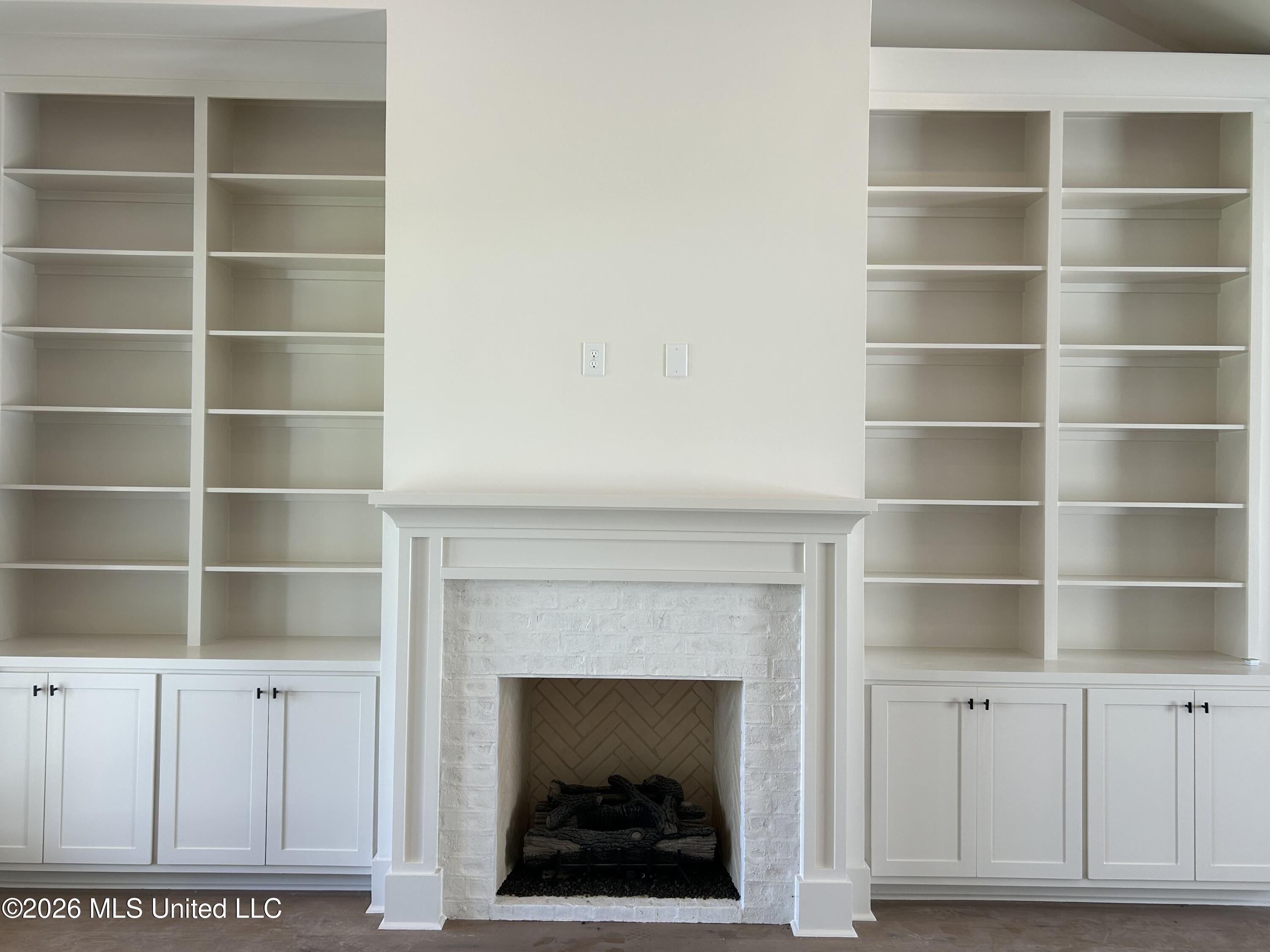 369 Wellstone Place Property Photo 3