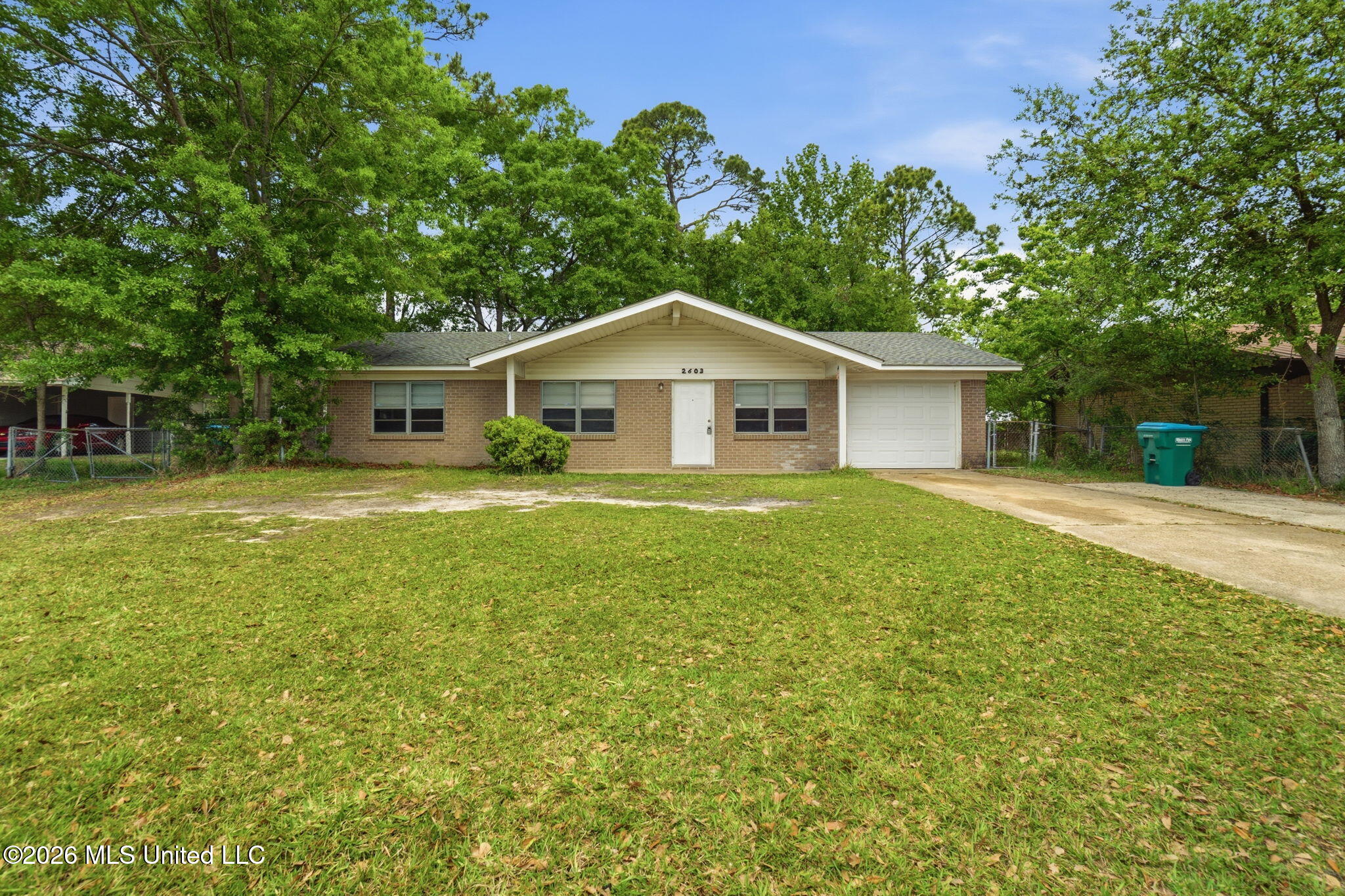 2603 W Samuel Street Property Photo 3