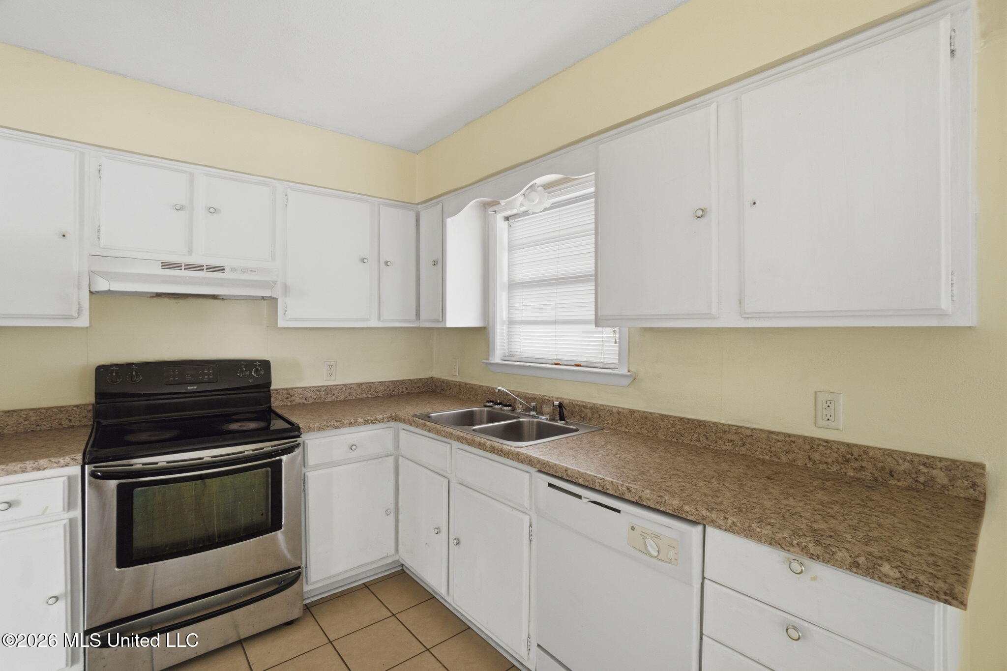 2603 W Samuel Street Property Photo 8