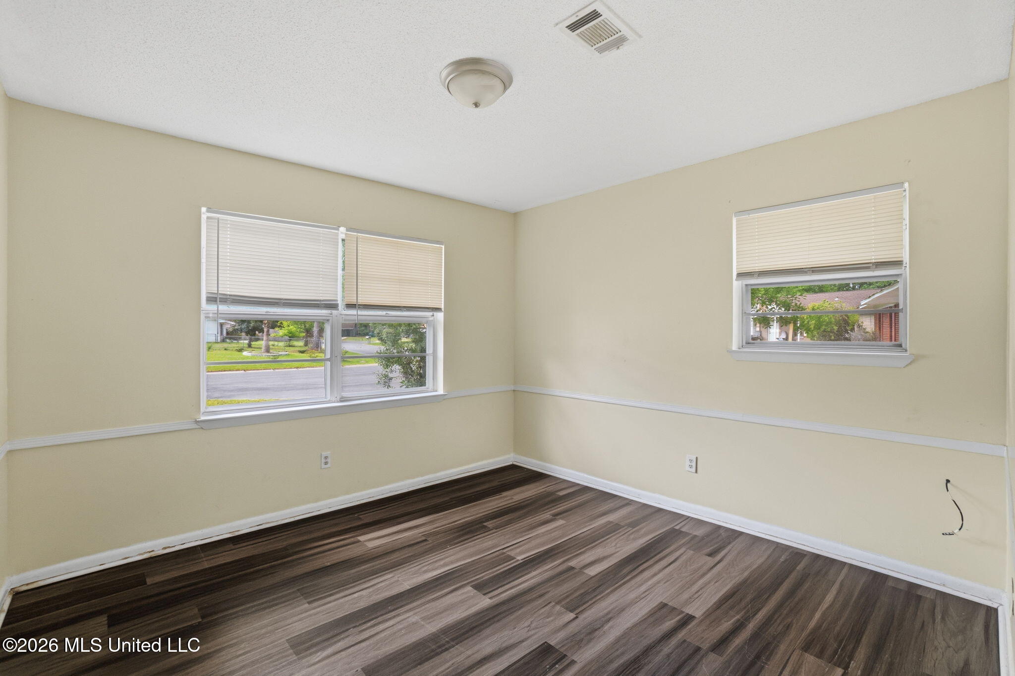 2603 W Samuel Street Property Photo 16