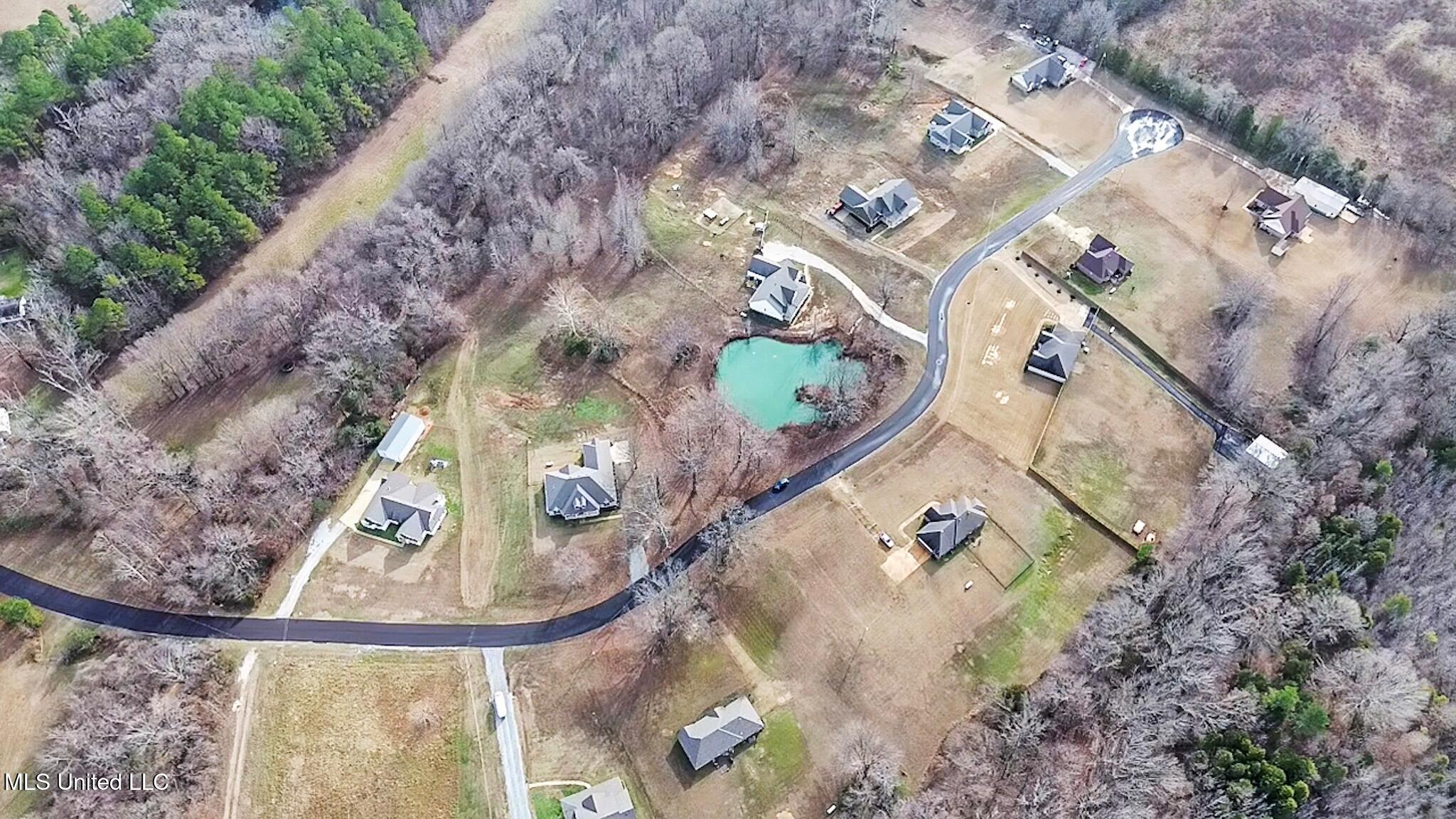 3 Jessica Cove Property Photo 2