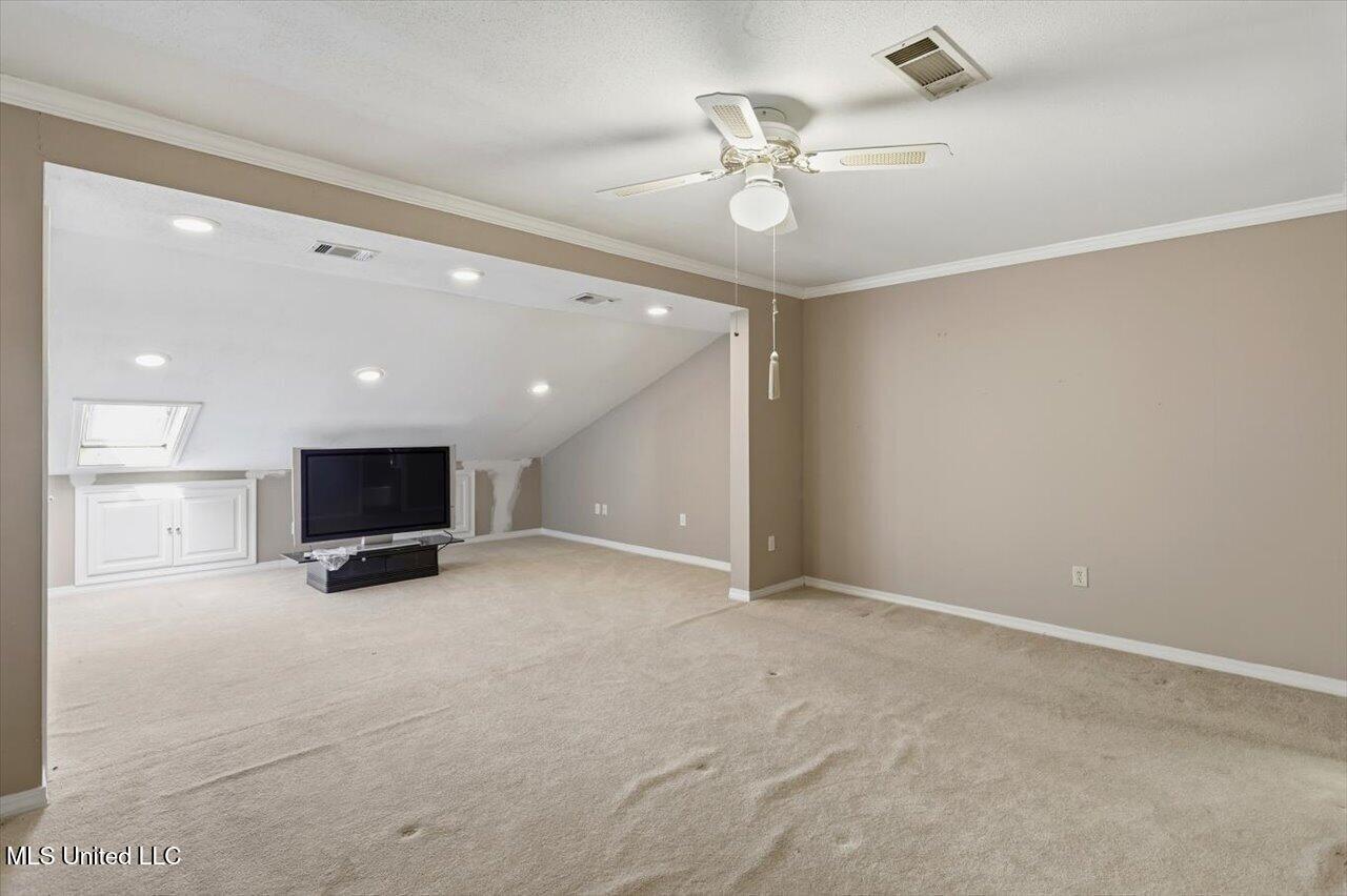 157 Dyke Road Property Photo 14