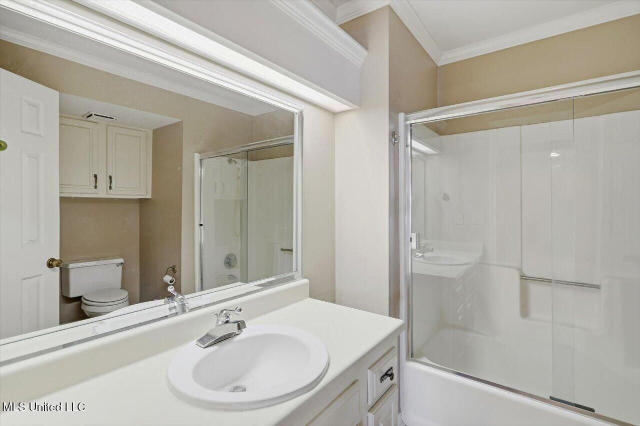 157 Dyke Road Property Photo 17