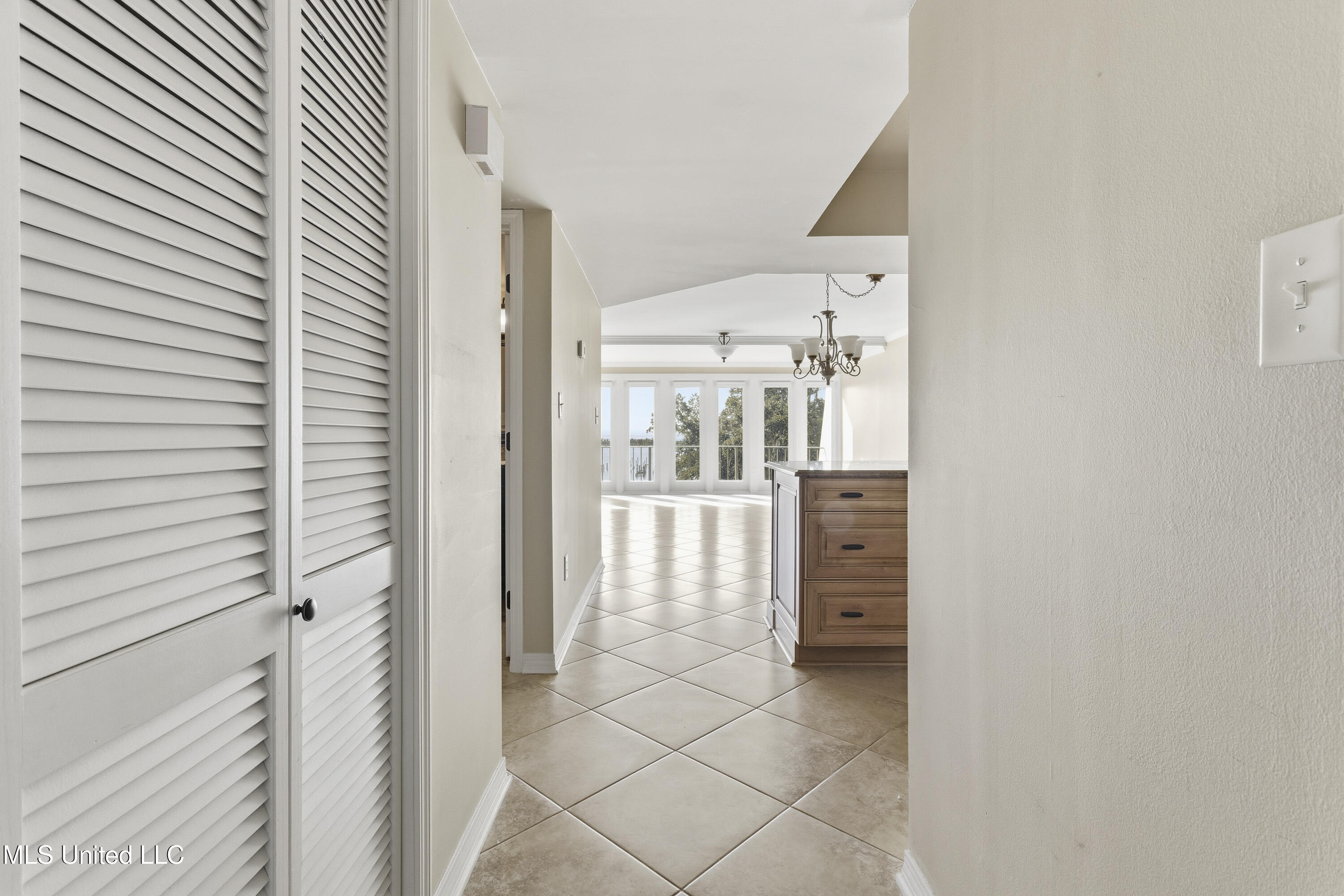 520 Beach Boulevard Property Photo 3