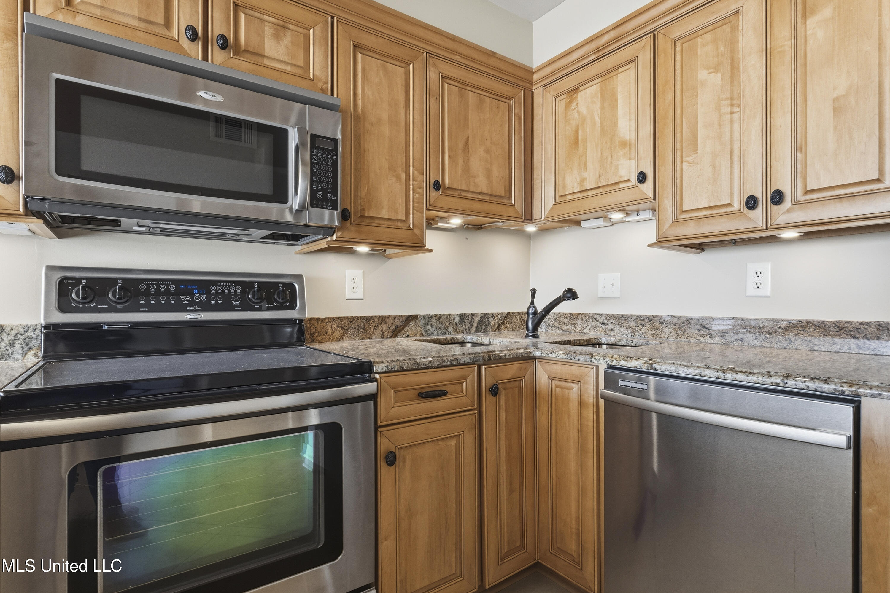 520 Beach Boulevard Property Photo 8