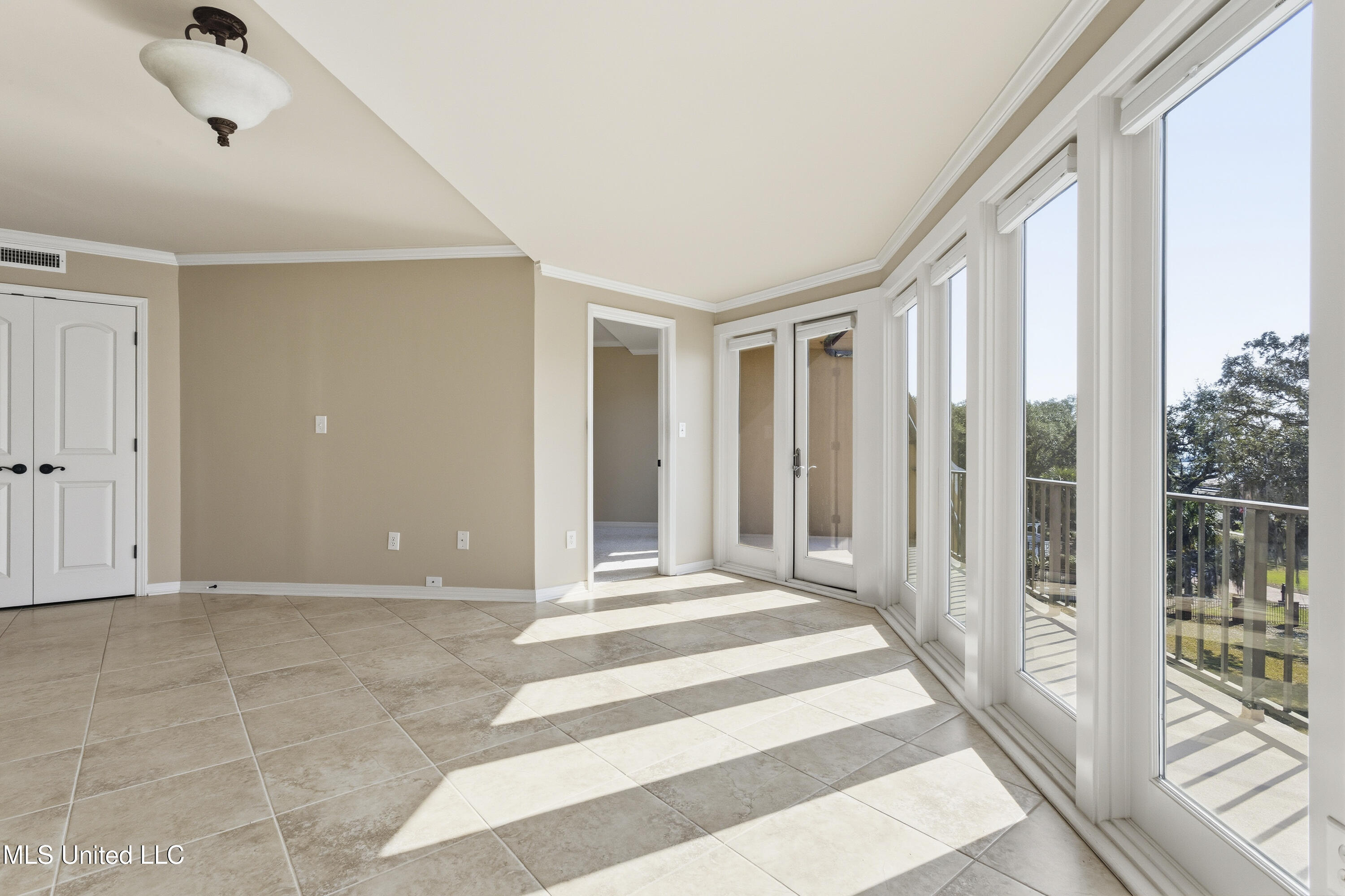 520 Beach Boulevard Property Photo 19
