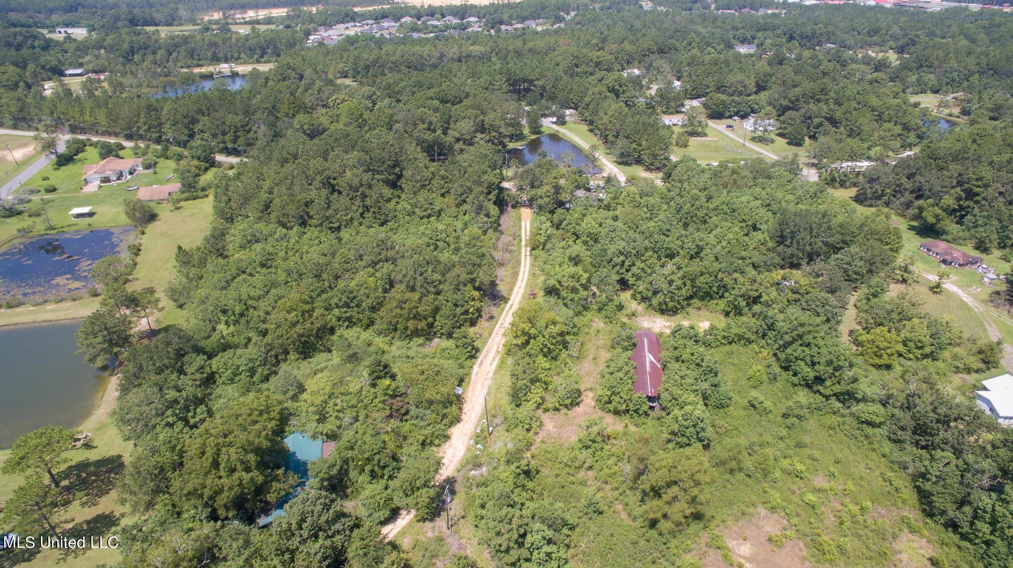 15320 Walter Smith Road Property Photo 10