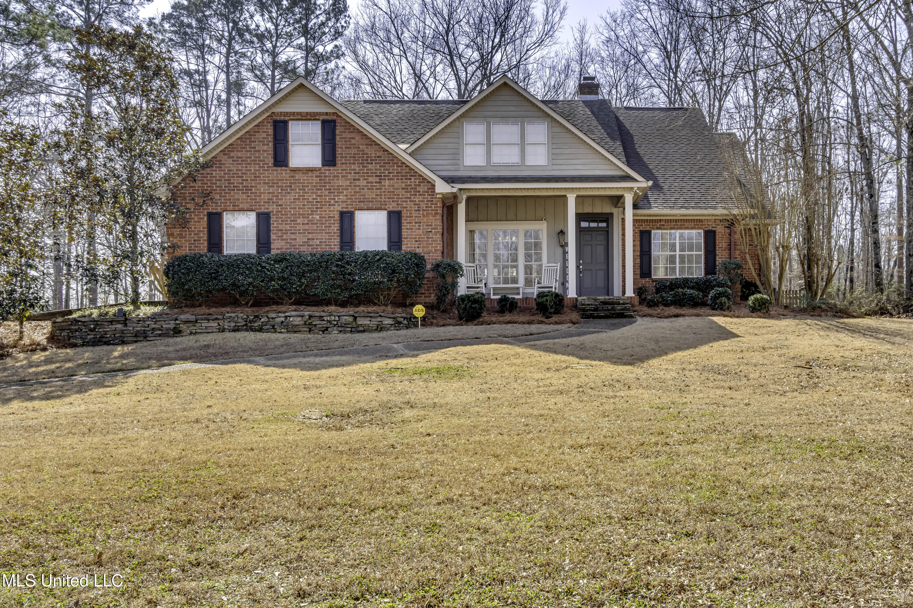 1104 Pointe Cove Property Photo 1