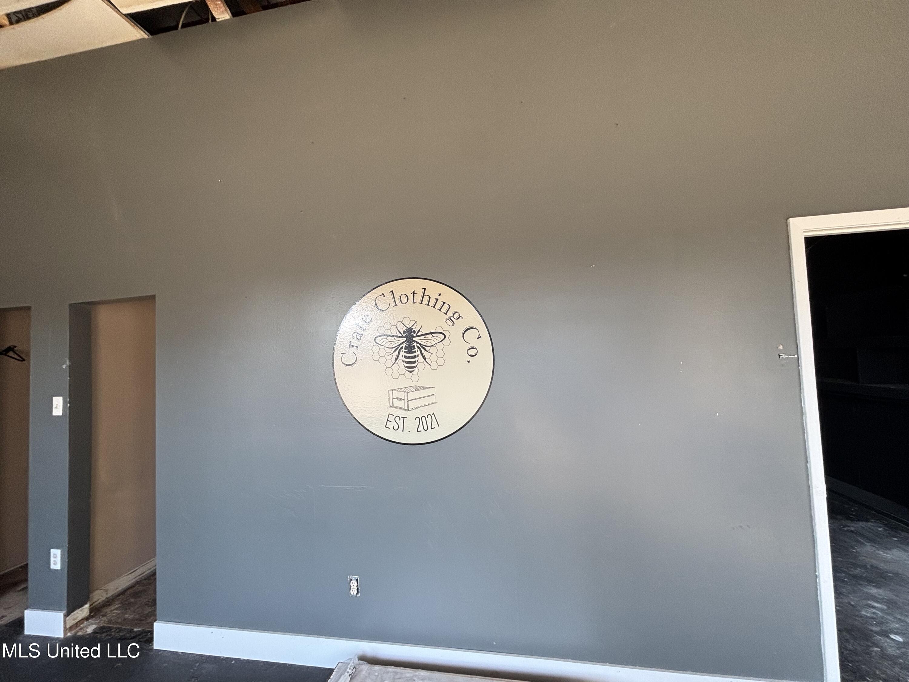 106 S Second Street Property Photo 4