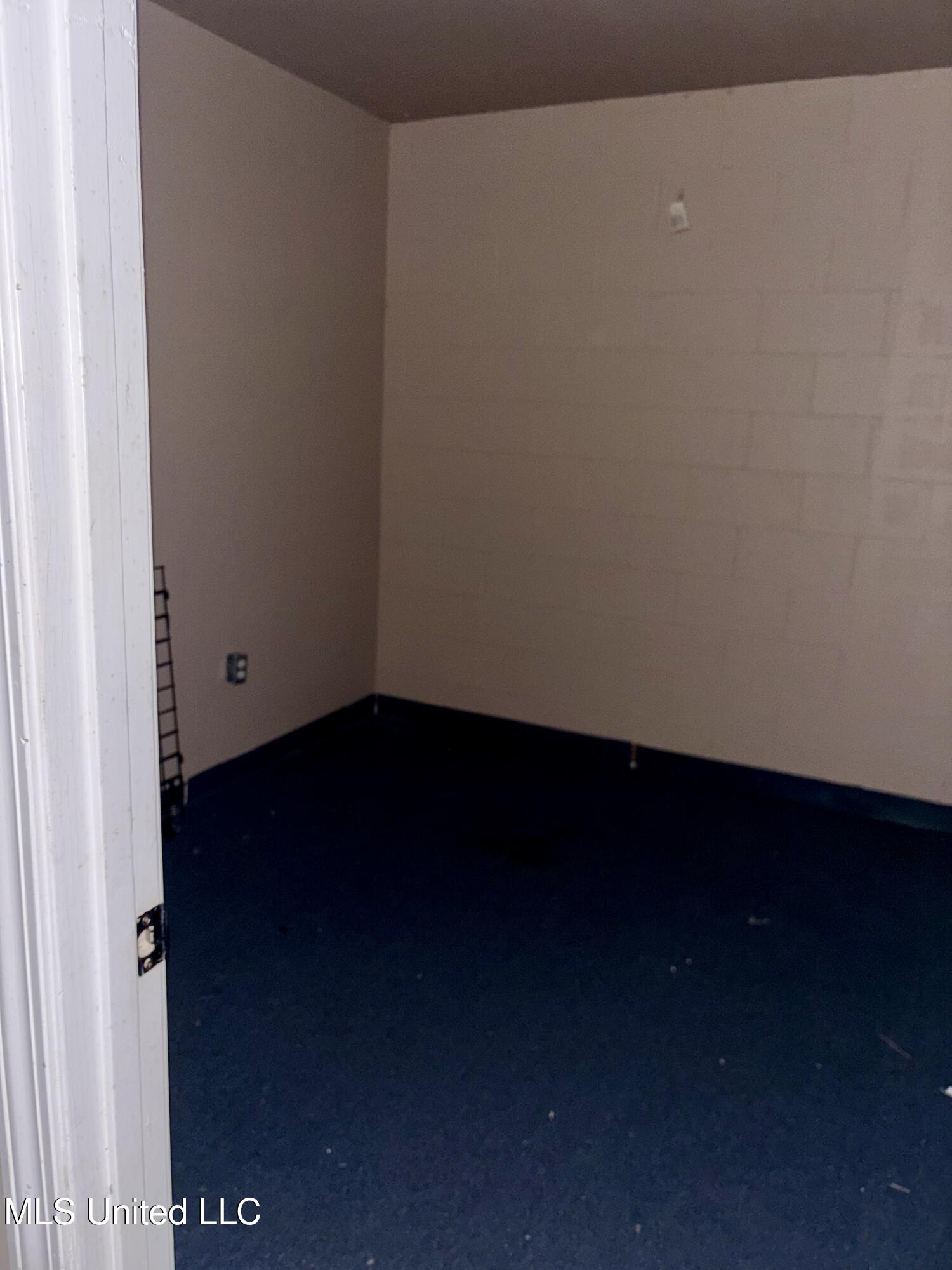 106 S Second Street Property Photo 11