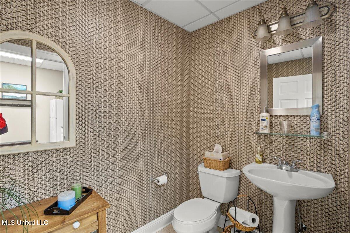 126 N Broadway Property Photo 35