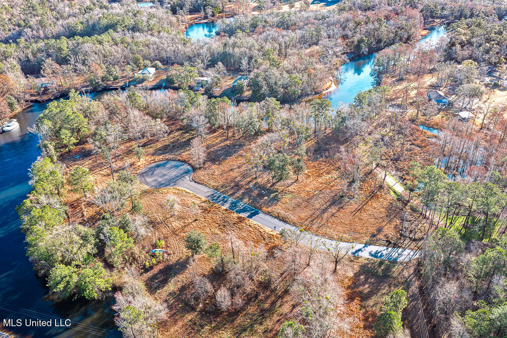 10550 Oneal Road Property Photo 2