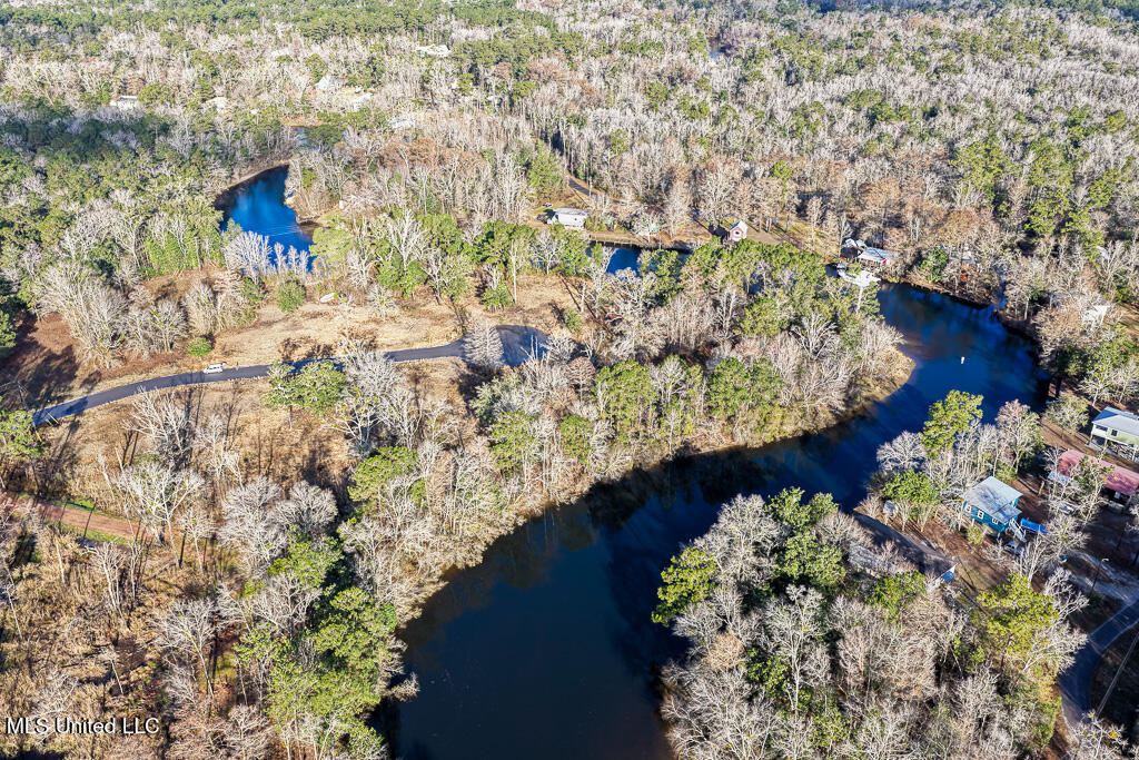 10550 Oneal Road Property Photo 13