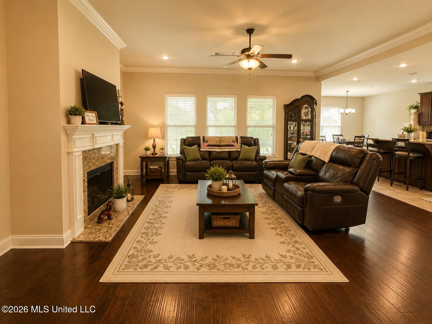 7559 Alex Court Property Photo 3