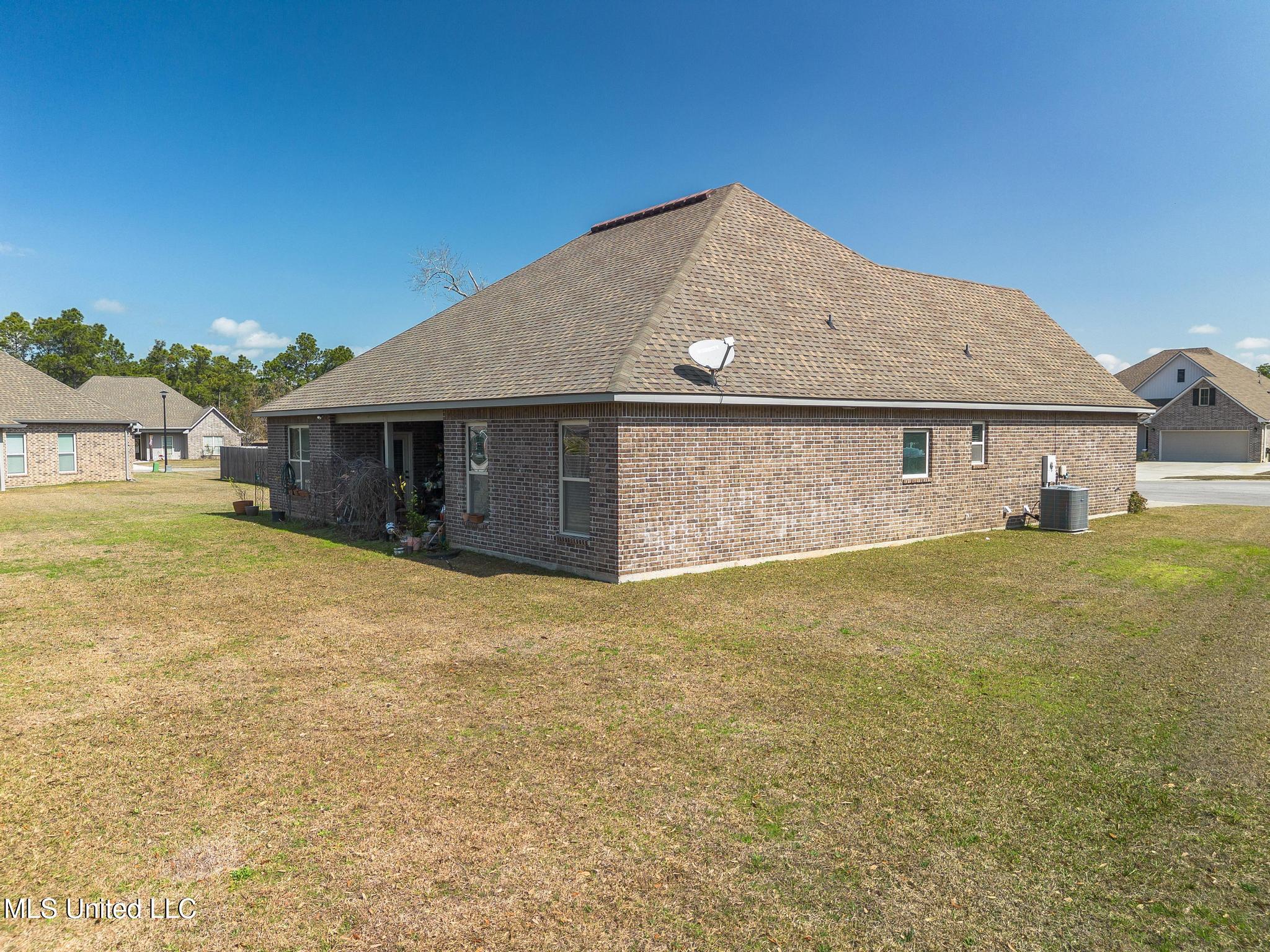 7559 Alex Court Property Photo 19