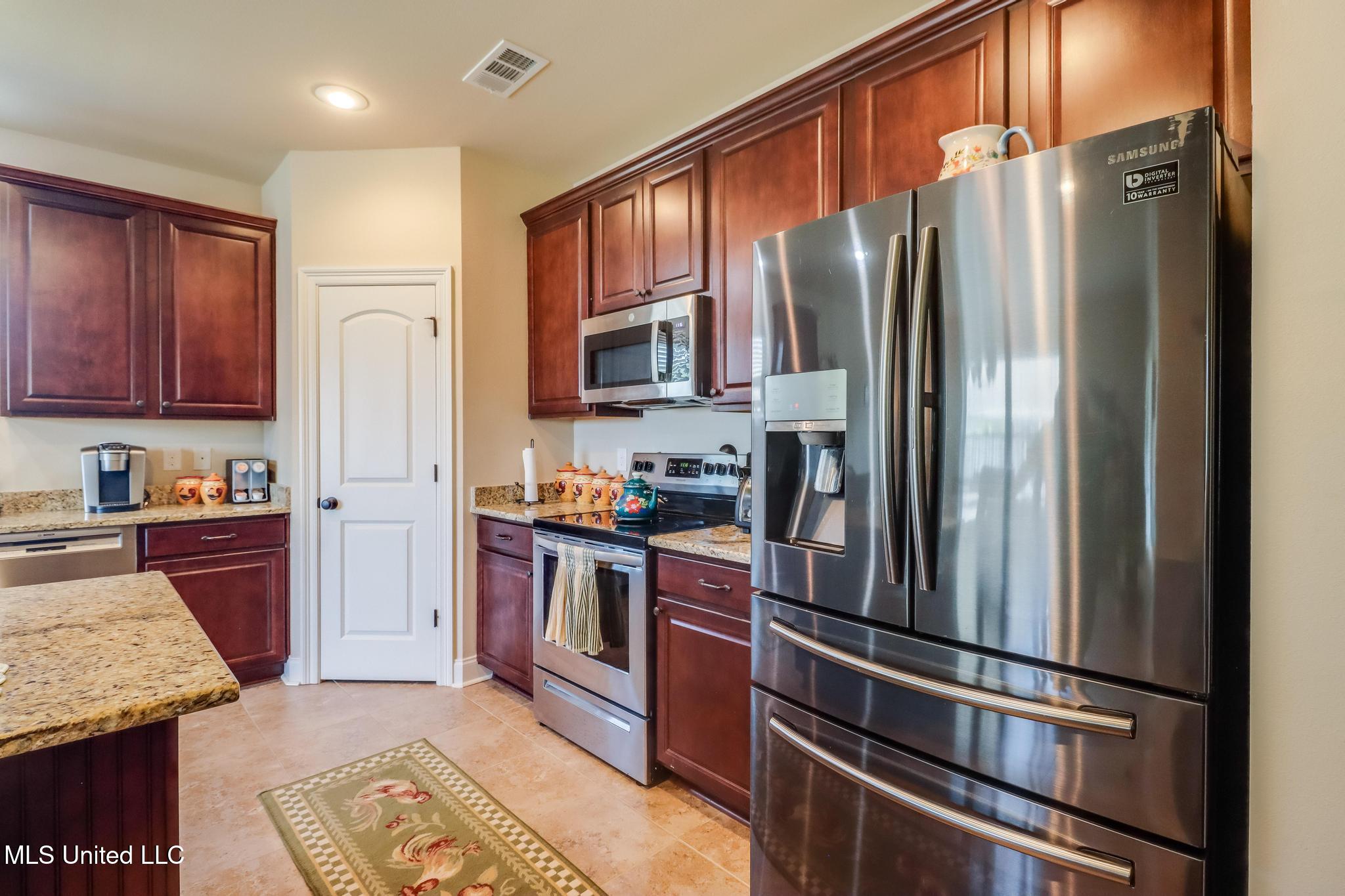 7559 Alex Court Property Photo 21