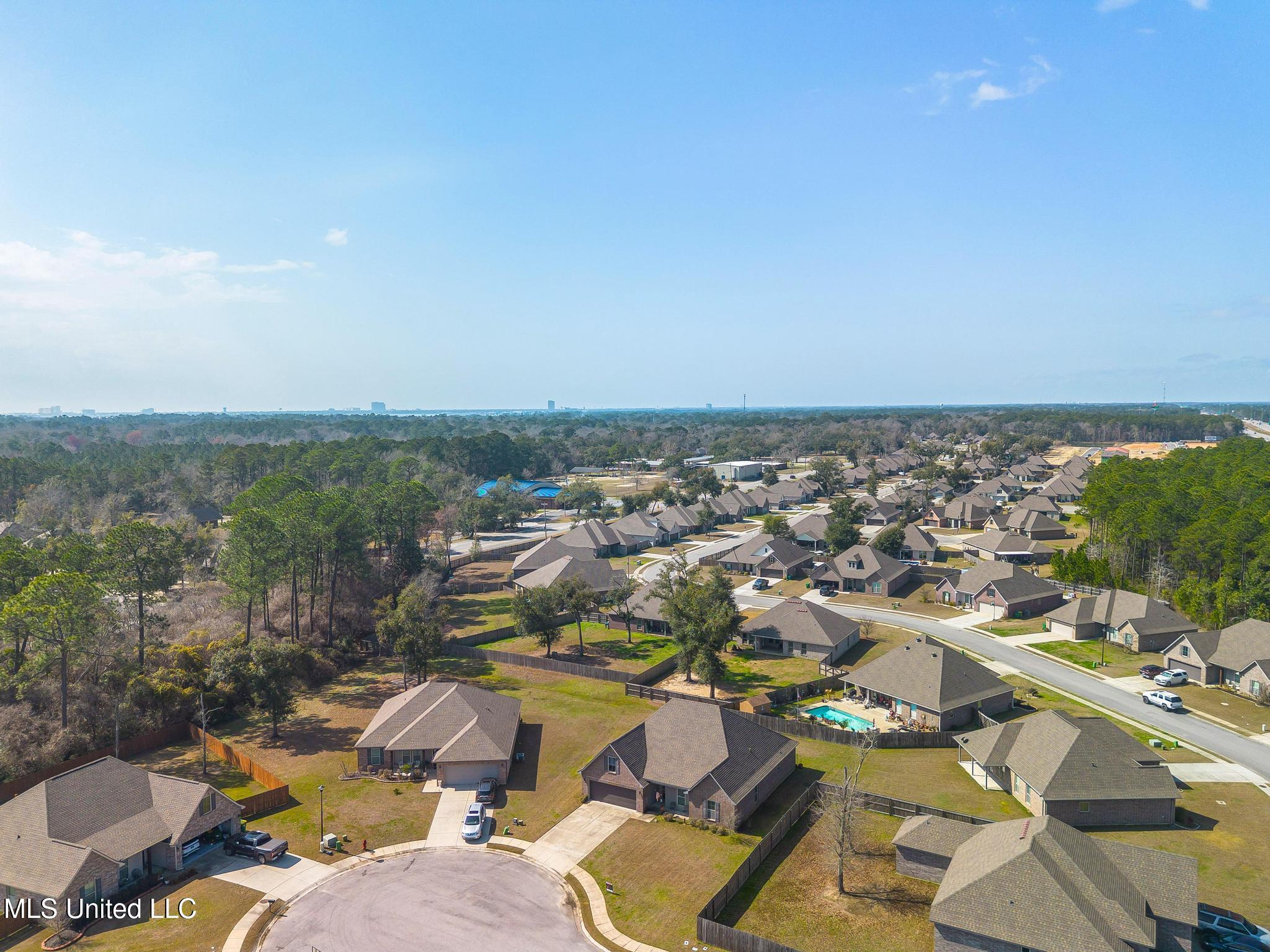 7559 Alex Court Property Photo 22